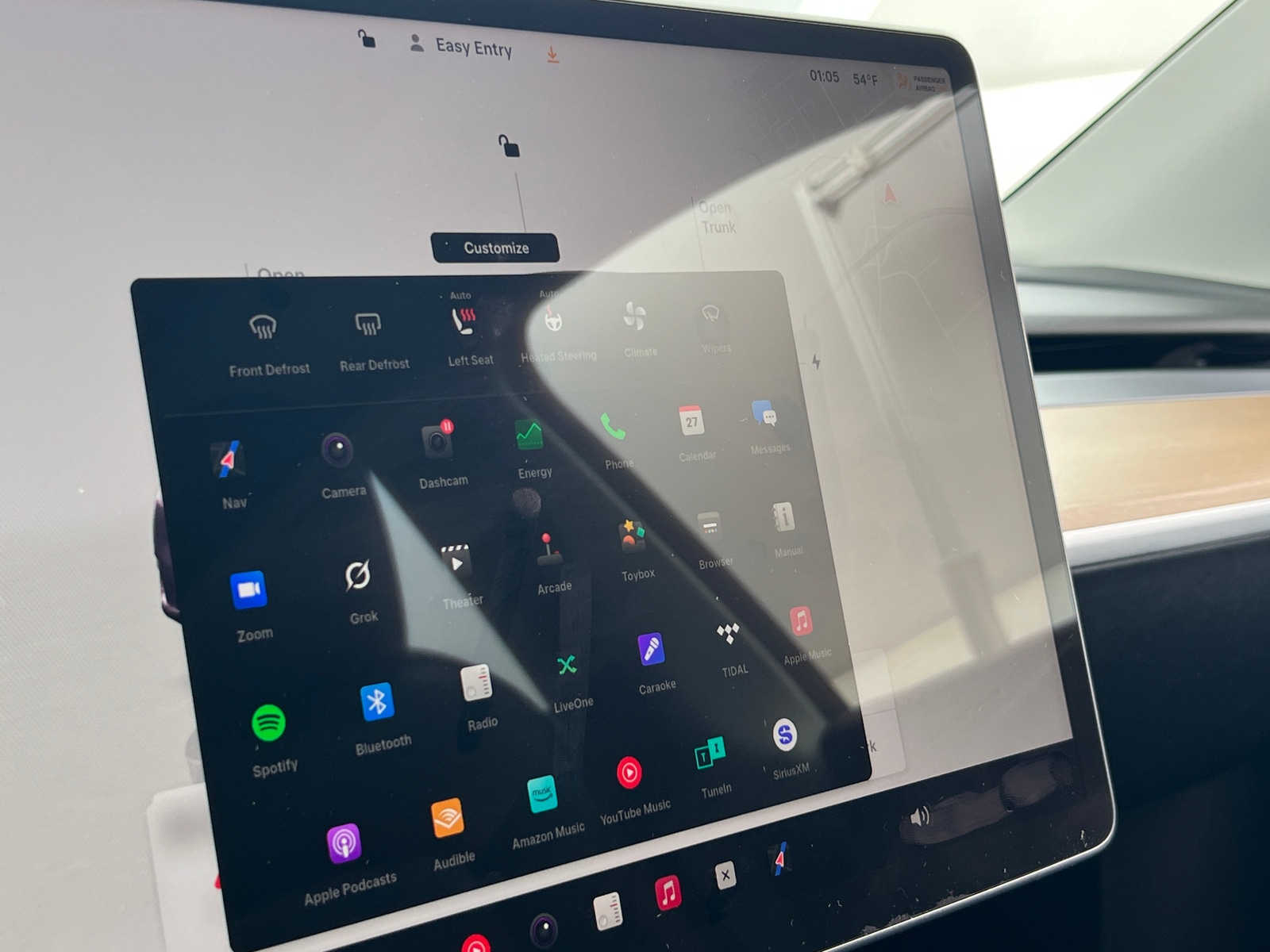 Thumbnail: 2023 Tesla Model Y - 3