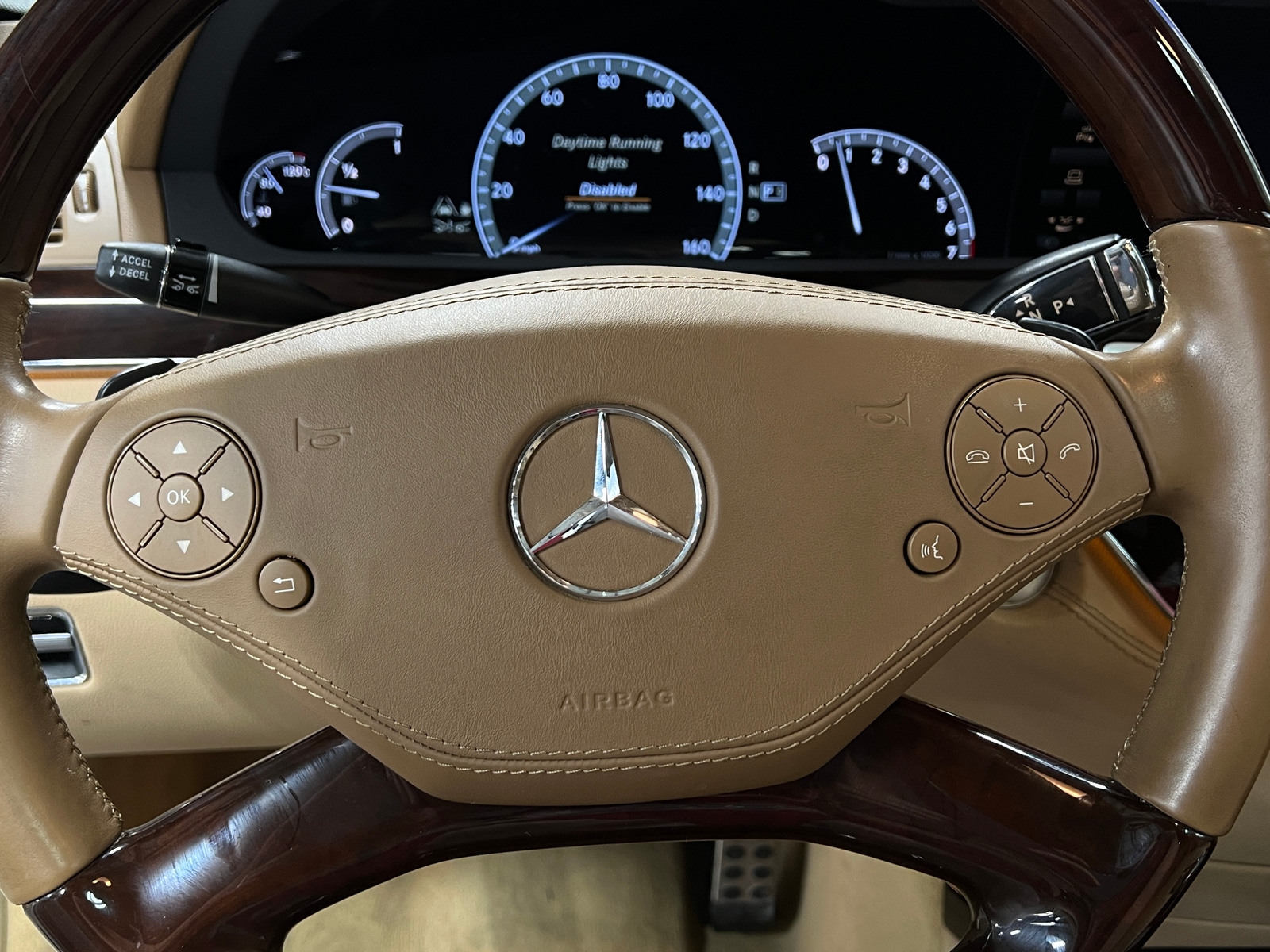 Thumbnail: 2011 Mercedes-Benz S-Class - 4
