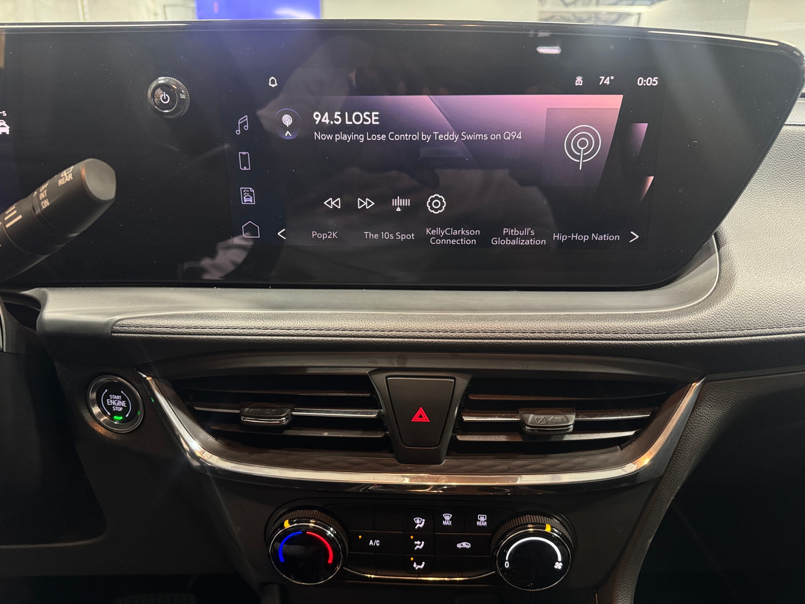 Thumbnail: 2025 Buick Encore GX - 3