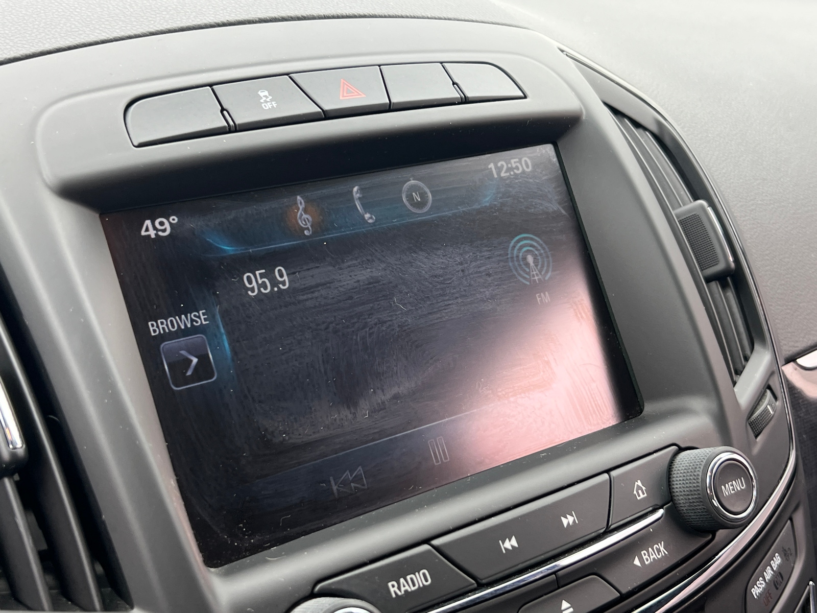 Thumbnail: 2014 Buick Regal - 3