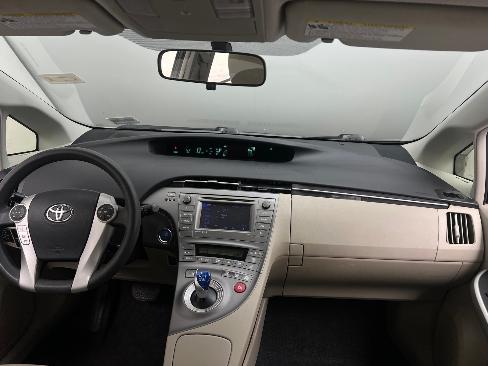 Thumbnail: 2014 Toyota Prius - 3