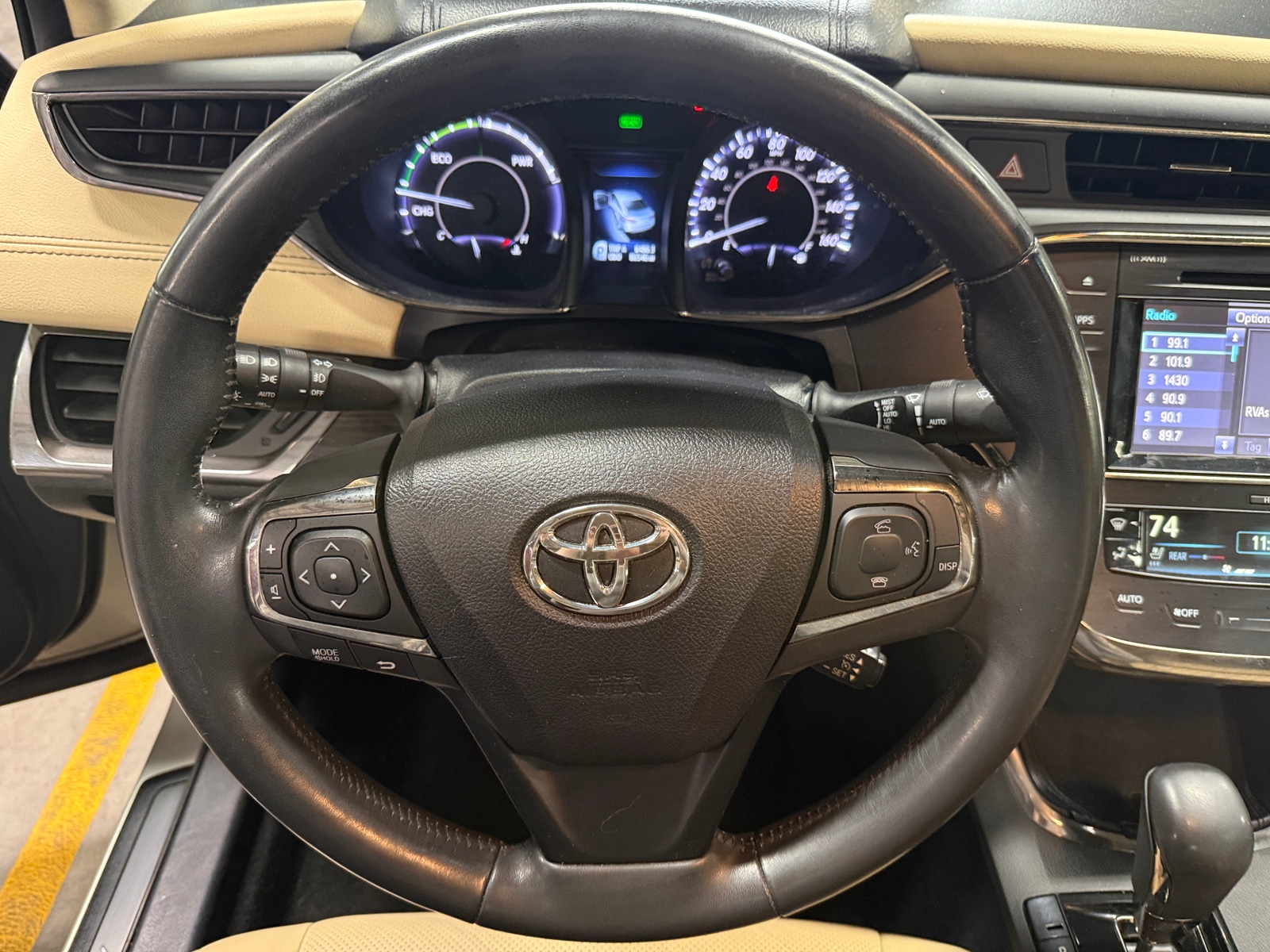 Thumbnail: 2015 Toyota Avalon - 4