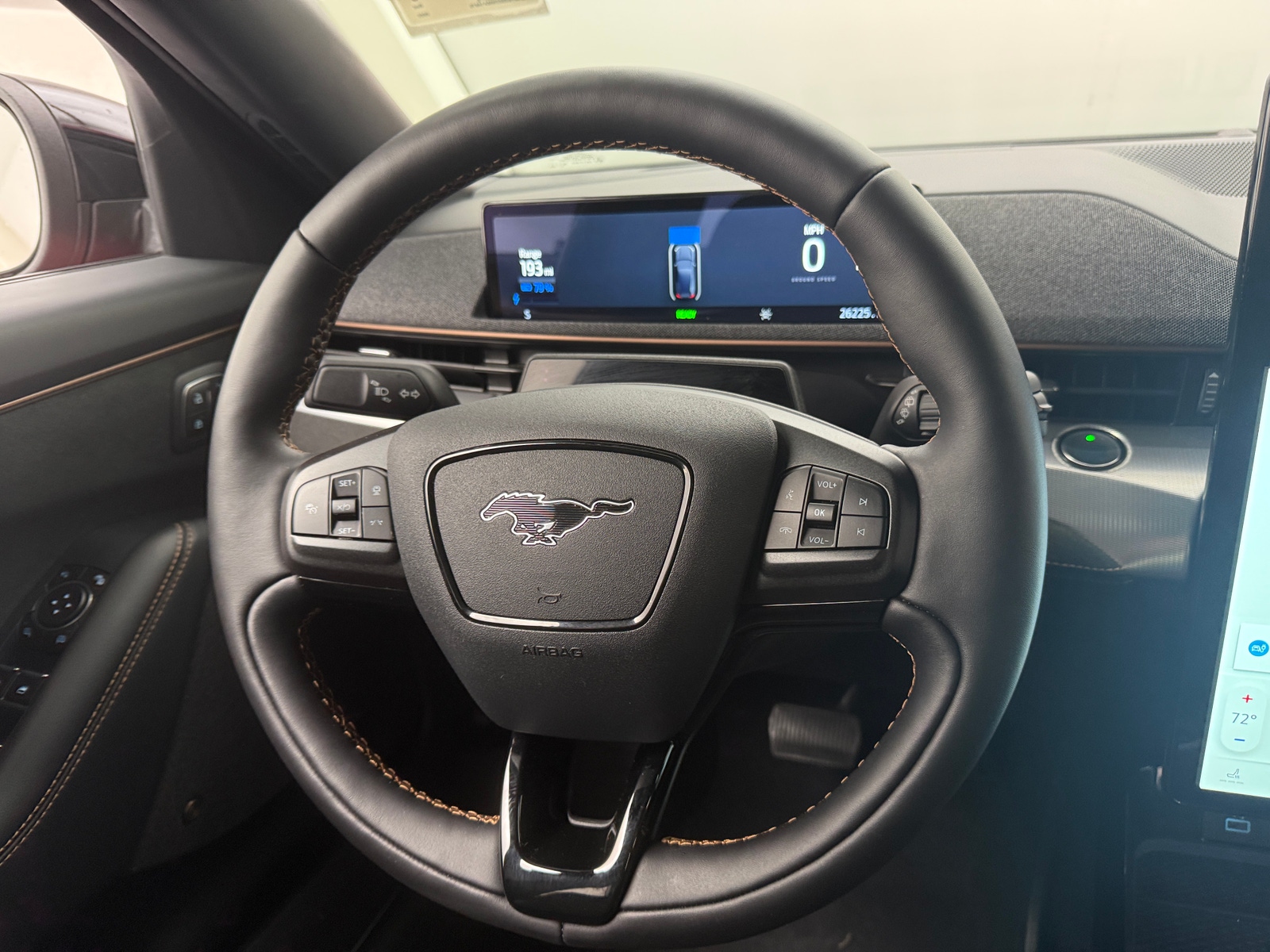 Thumbnail: 2022 Ford Mustang Mach-E - 4