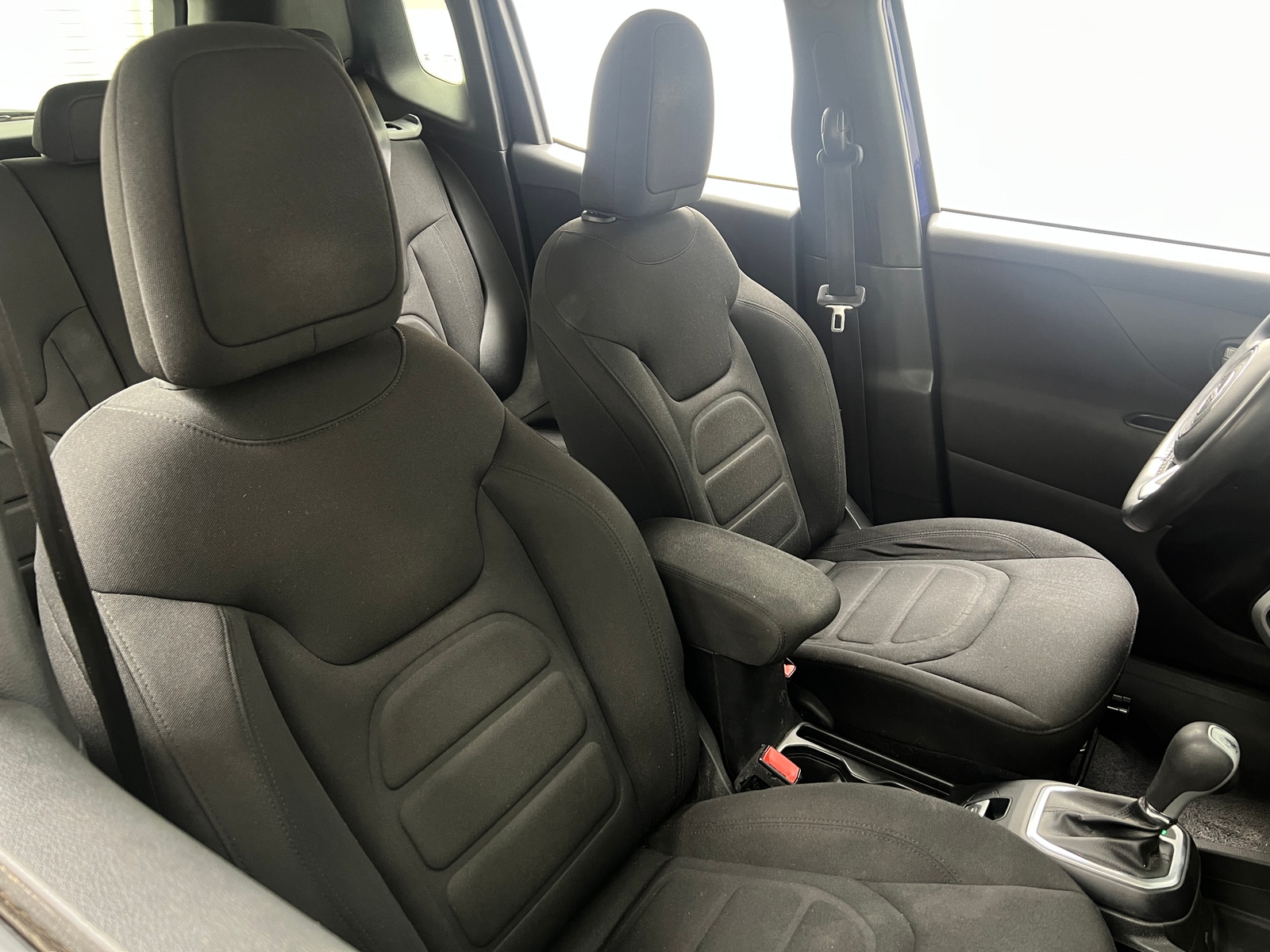 Thumbnail: 2021 Jeep Renegade - 2