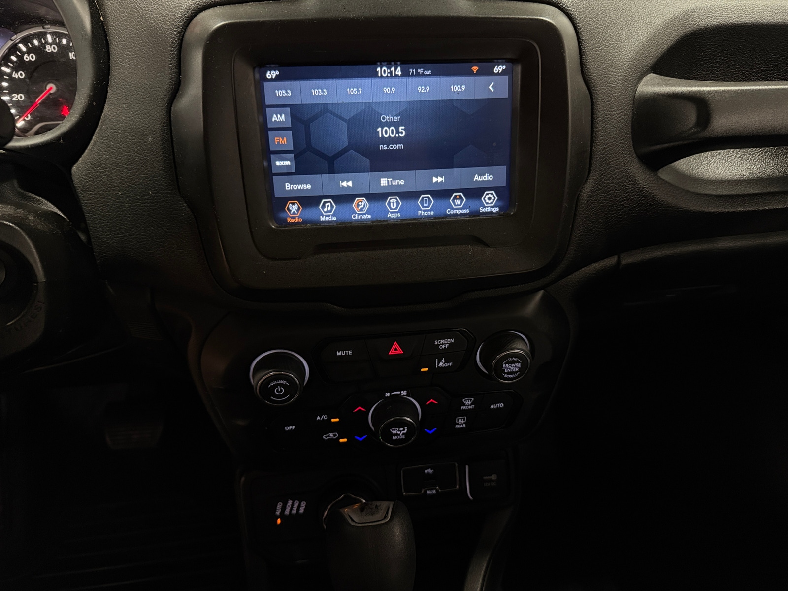 Thumbnail: 2021 Jeep Renegade - 4