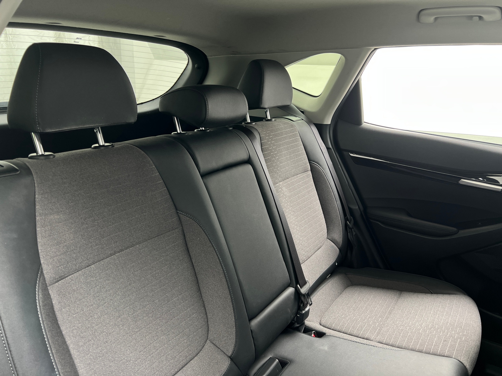 Thumbnail: 2022 Kia Seltos - 6