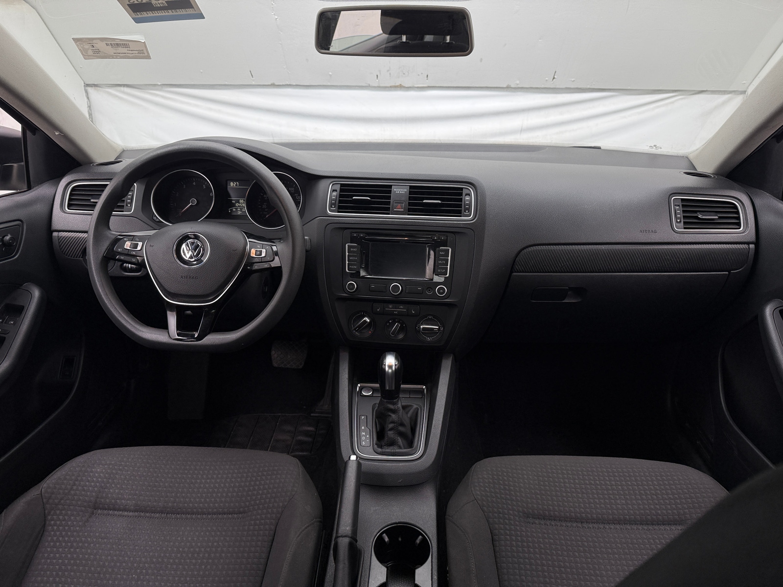 Thumbnail: 2015 Volkswagen Jetta - 3