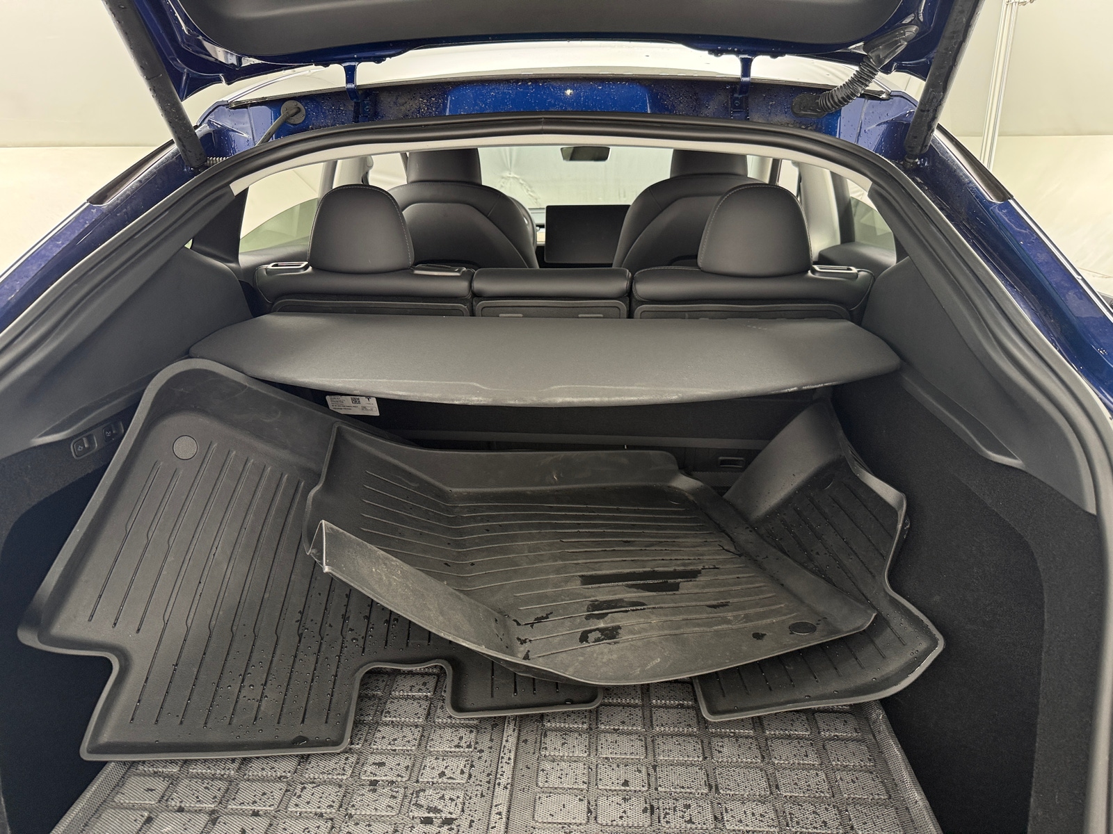 Thumbnail: 2023 Tesla Model Y - 6