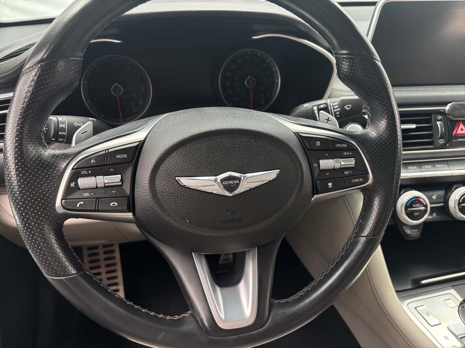 Thumbnail: 2019 Genesis G70 - 4