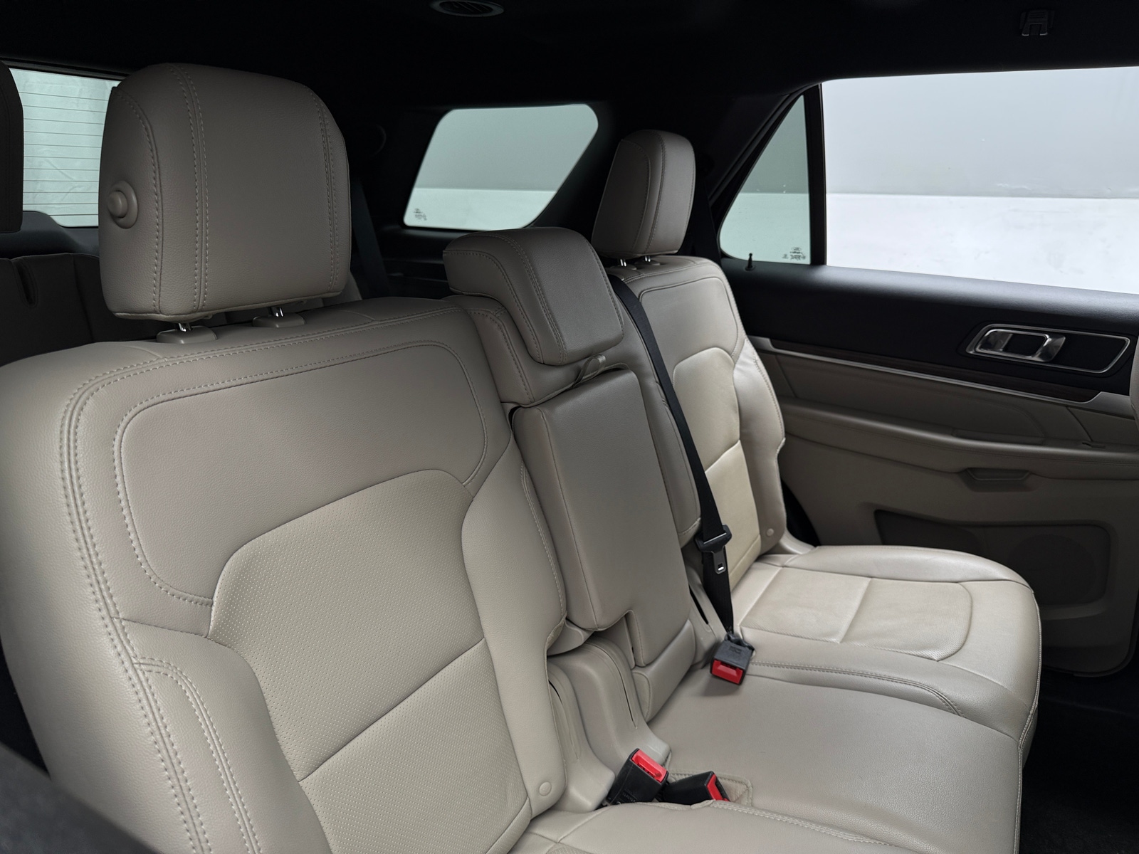 Thumbnail: 2018 Ford Explorer - 5