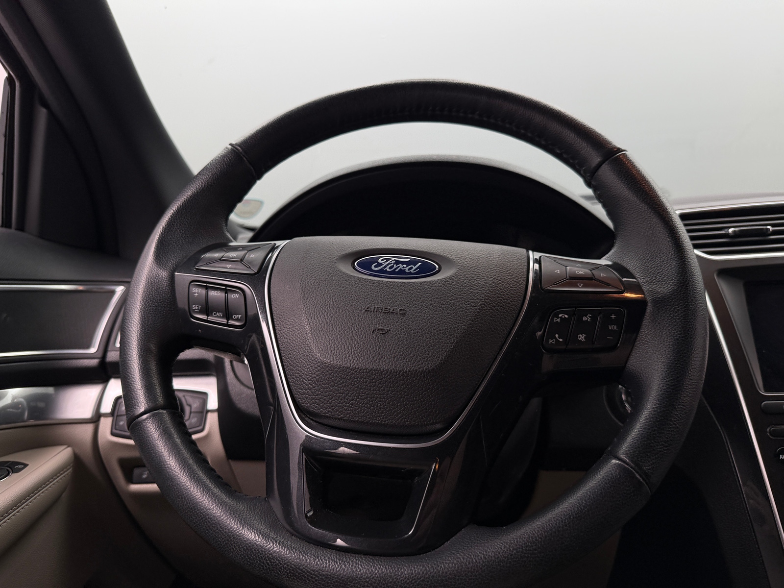 Thumbnail: 2018 Ford Explorer - 4