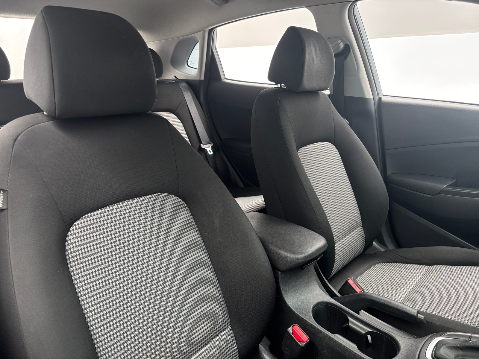 Thumbnail: 2020 Hyundai Kona - 2