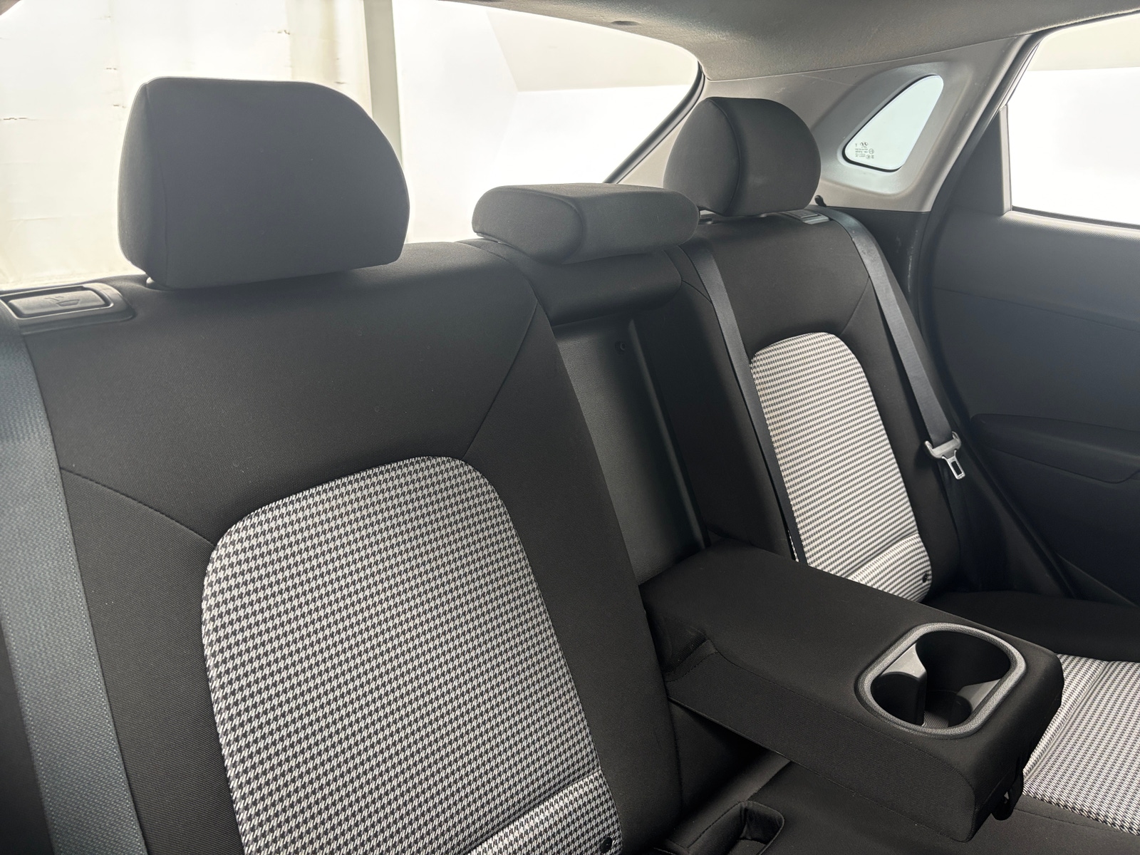 Thumbnail: 2020 Hyundai Kona - 6