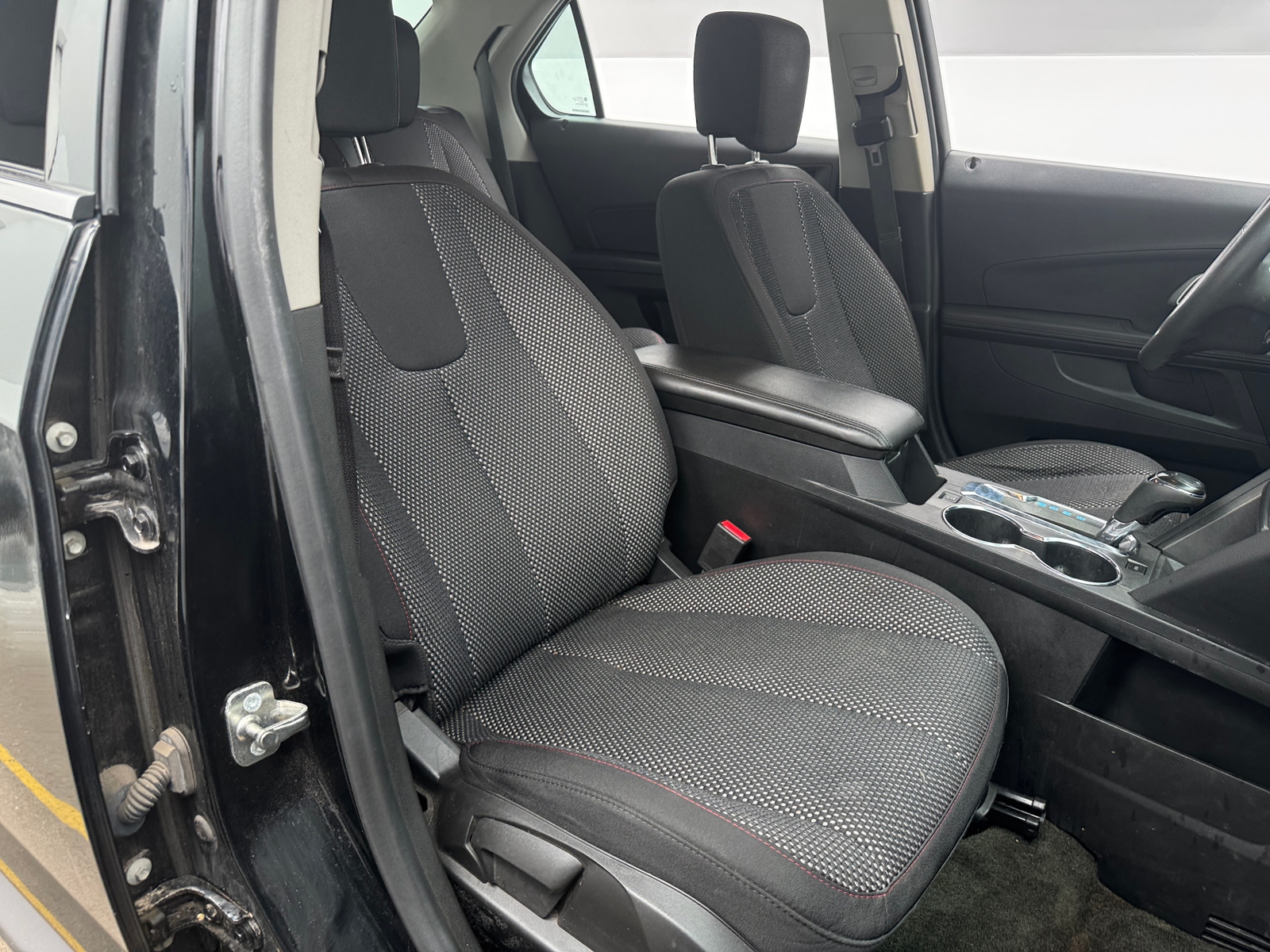 Thumbnail: 2017 Chevrolet Equinox - 2