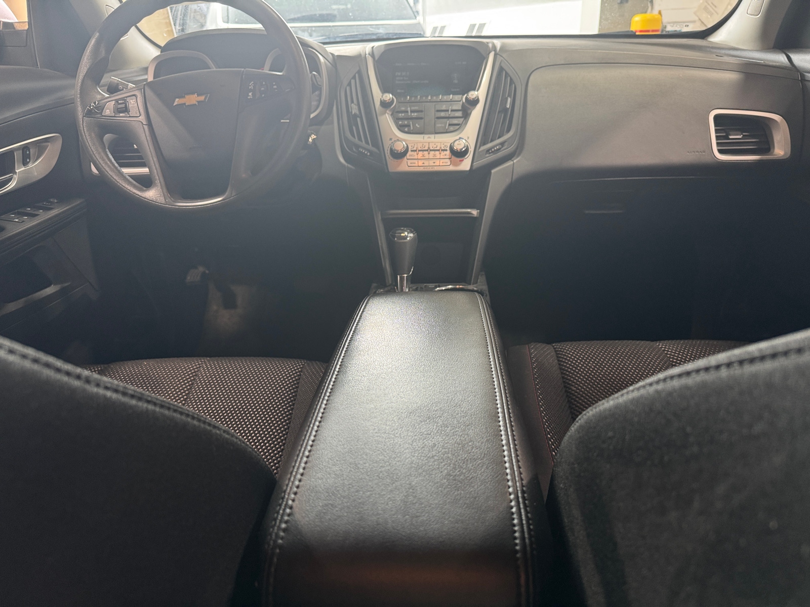 Thumbnail: 2017 Chevrolet Equinox - 3