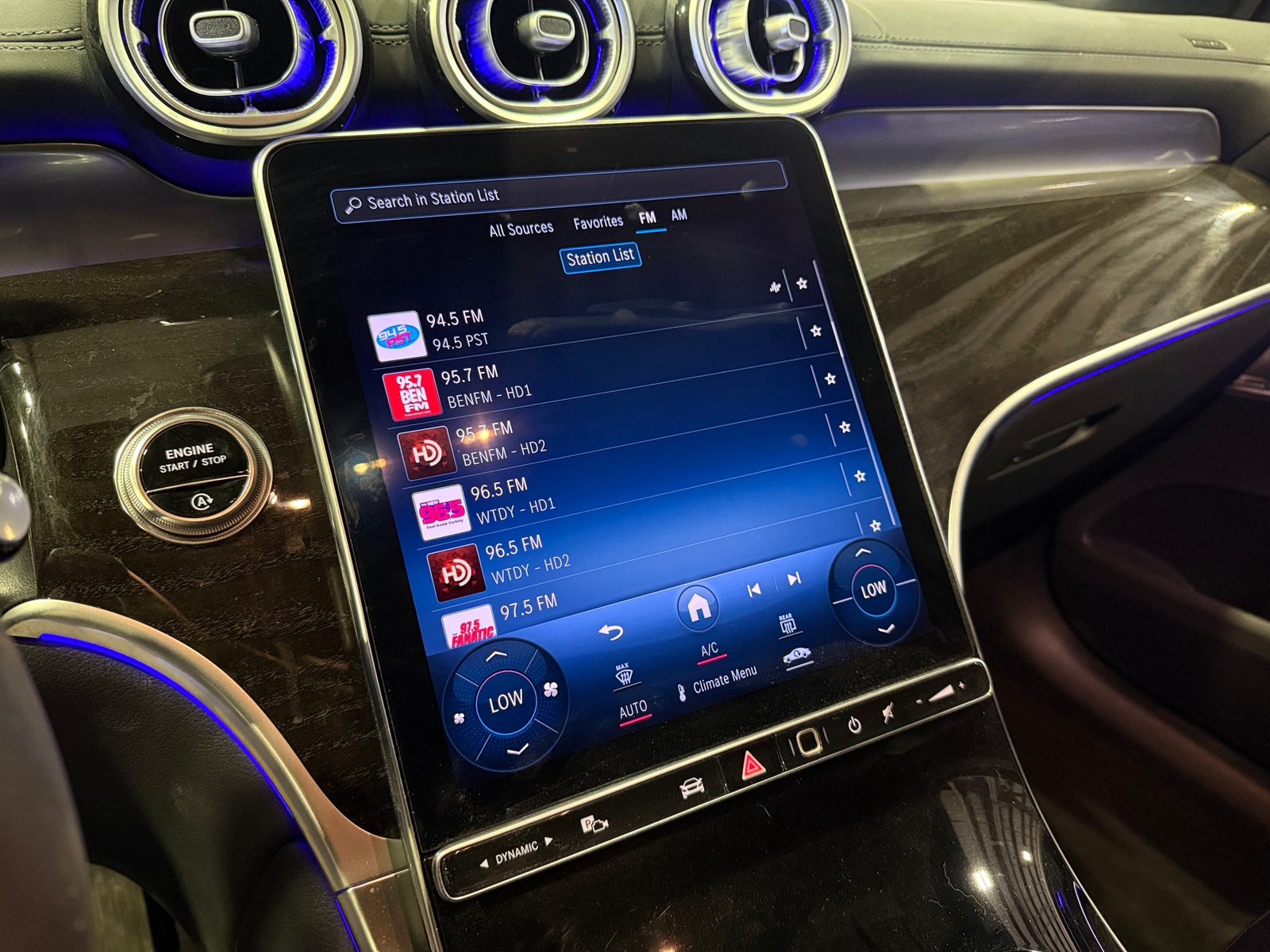 Thumbnail: 2023 Mercedes-Benz GLC - 3