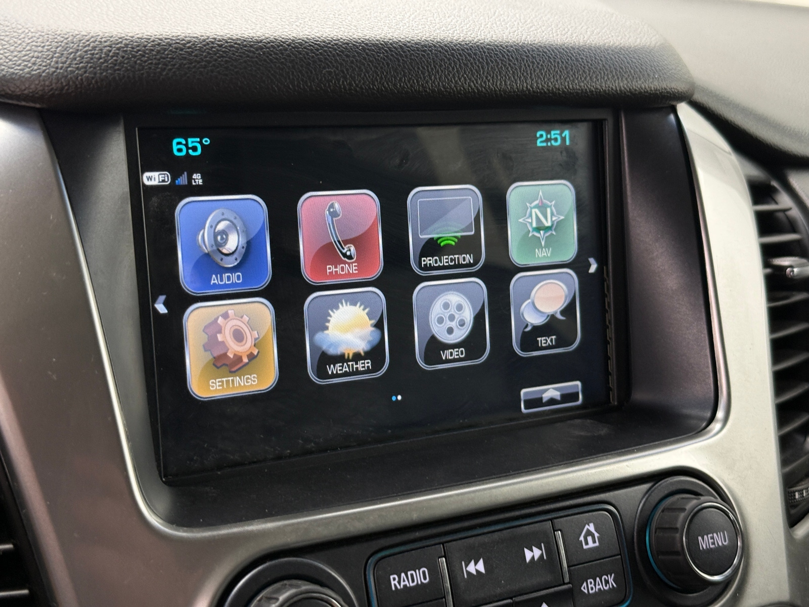 Thumbnail: 2017 Chevrolet Tahoe - 3