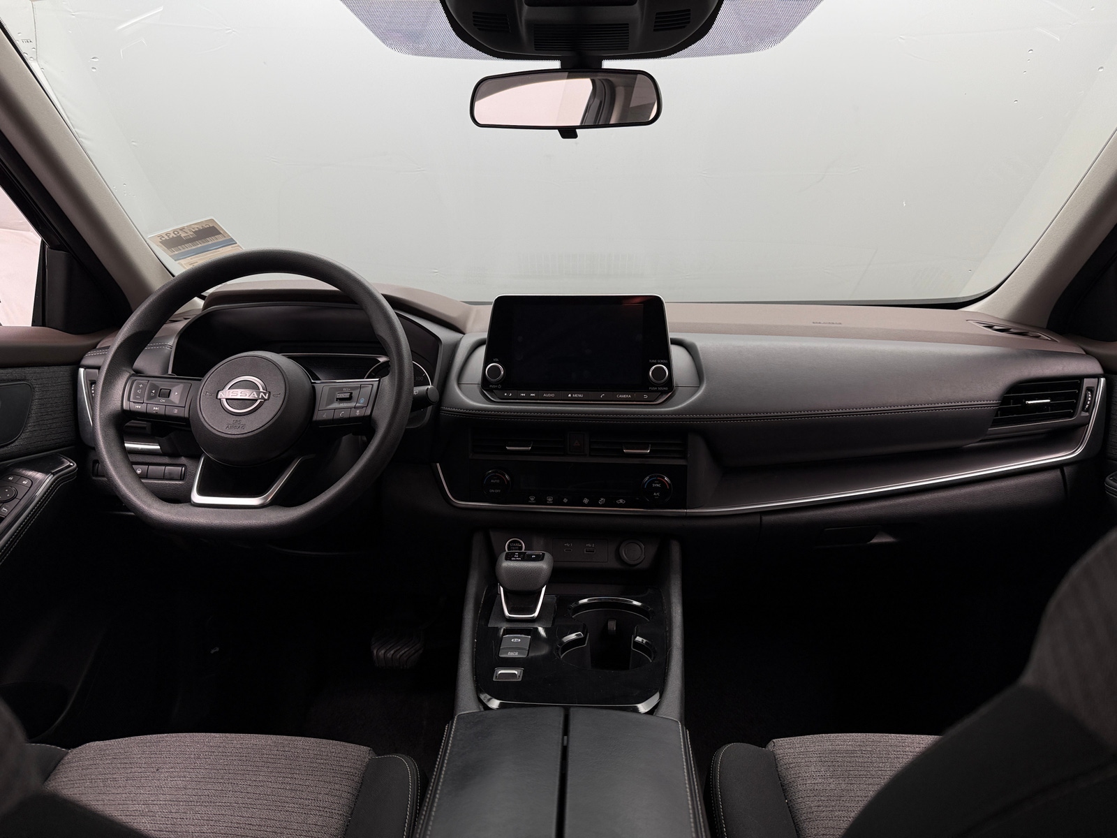 Thumbnail: 2023 Nissan Rogue - 3