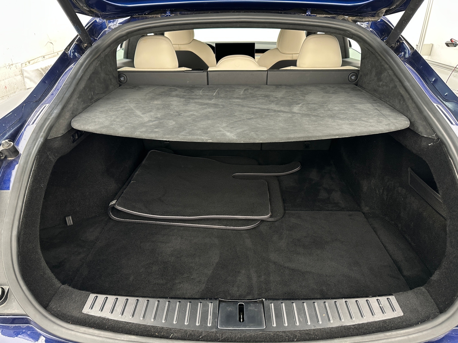 Thumbnail: 2022 Tesla Model S - 6