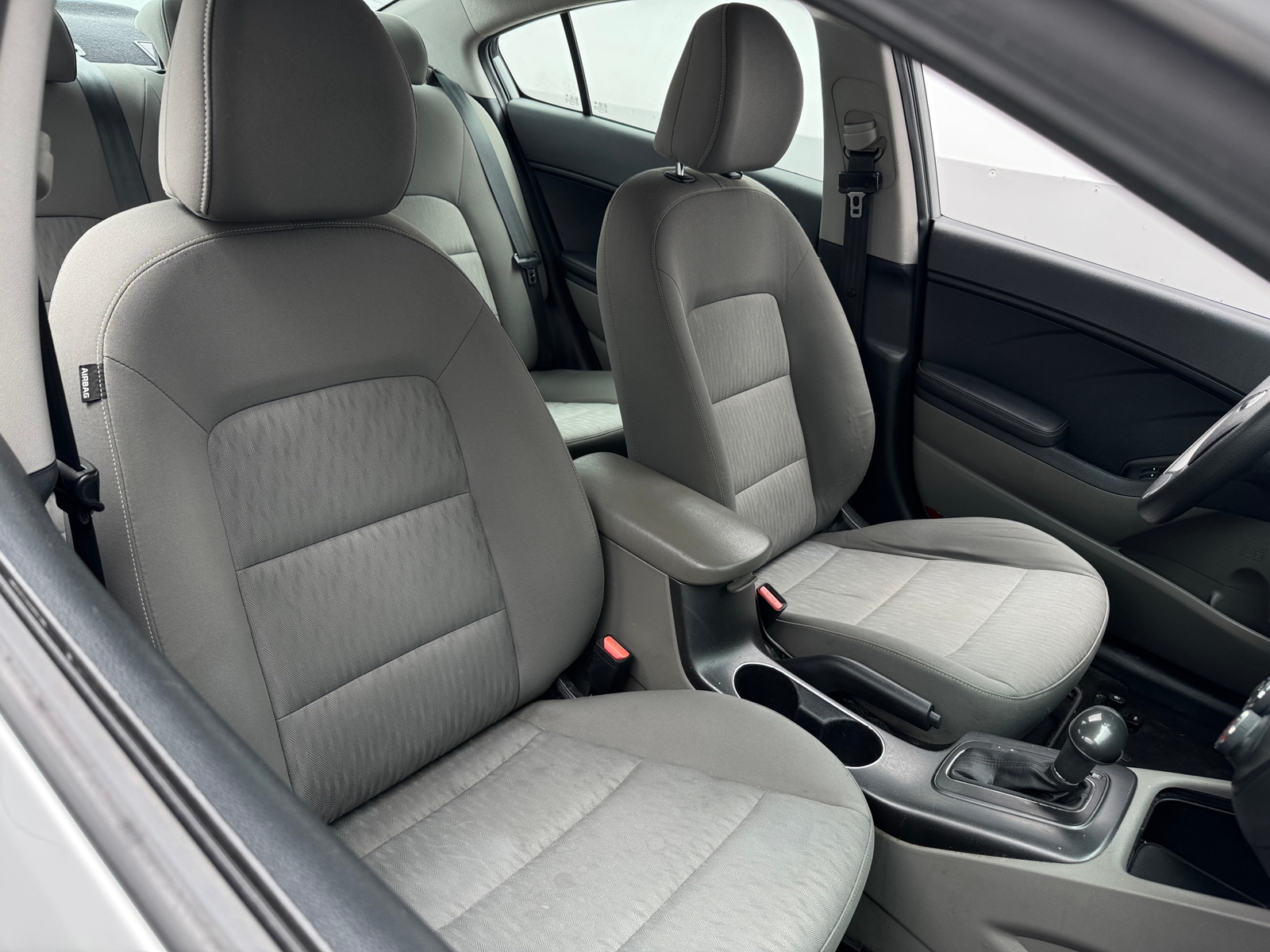 Thumbnail: 2016 Kia Forte - 2