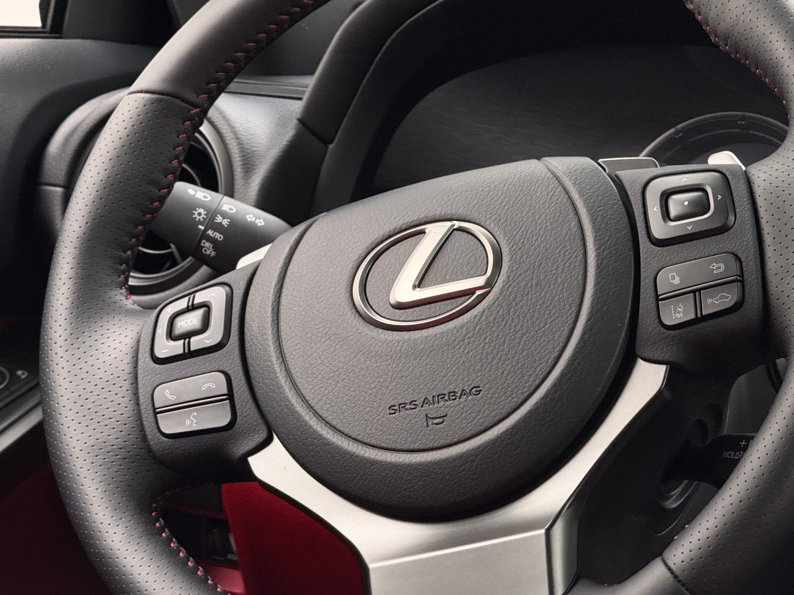 Thumbnail: 2025 Lexus IS - 4