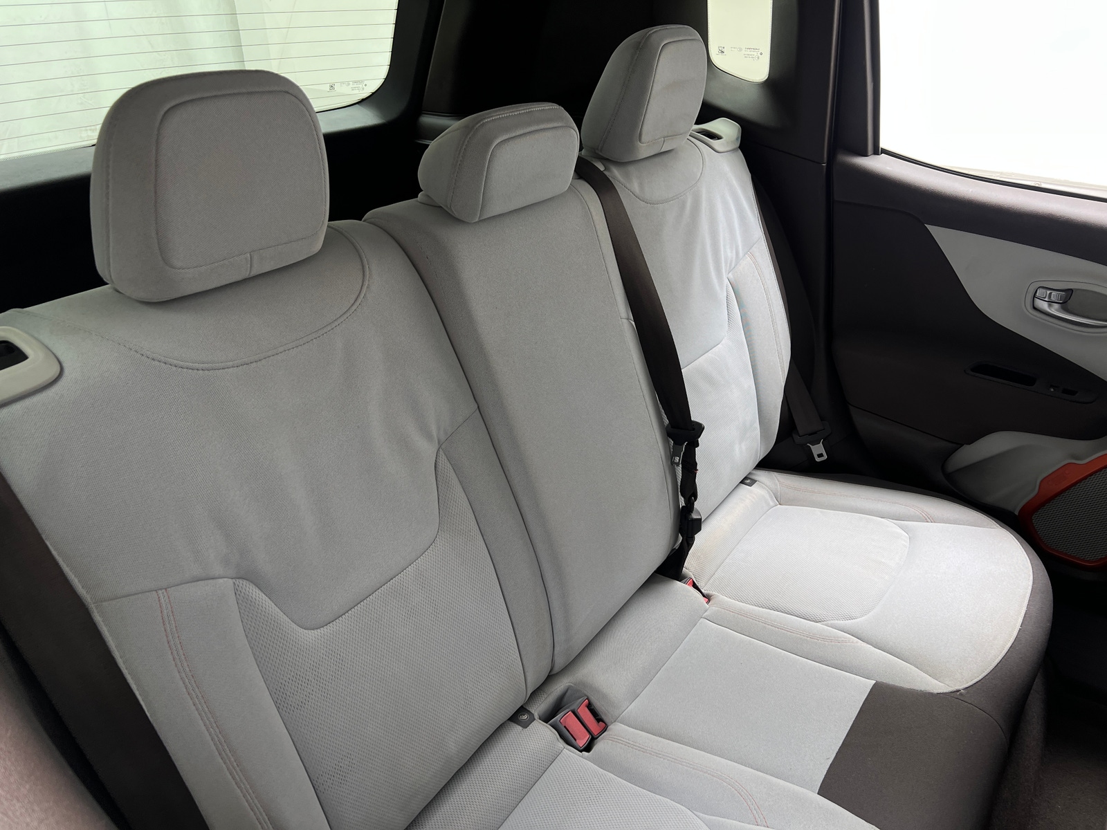 Thumbnail: 2015 Jeep Renegade - 6