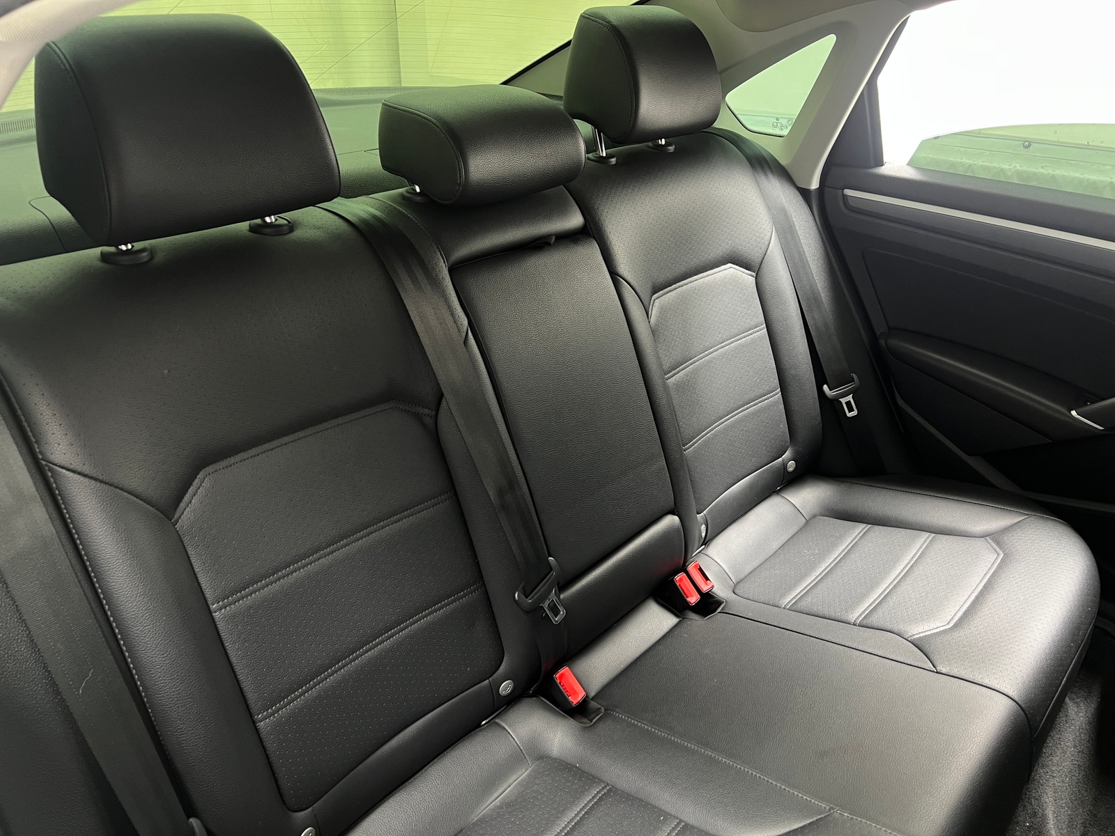 Thumbnail: 2018 Volkswagen Passat - 5