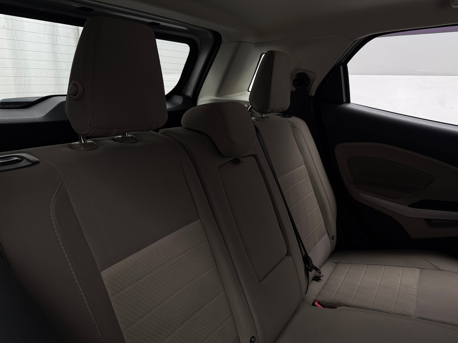 Thumbnail: 2022 Ford EcoSport - 6