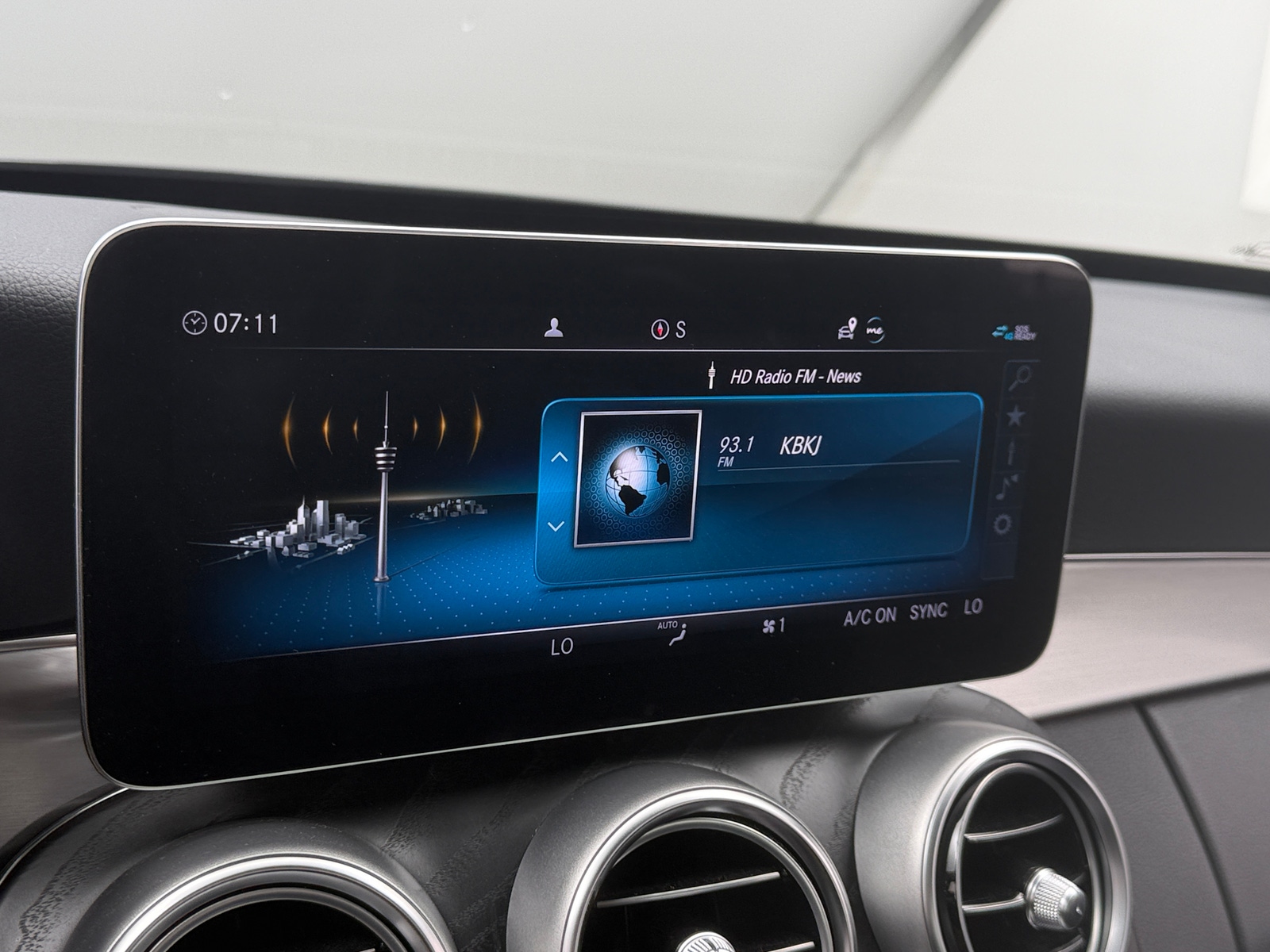 Thumbnail: 2021 Mercedes-Benz C-Class - 3