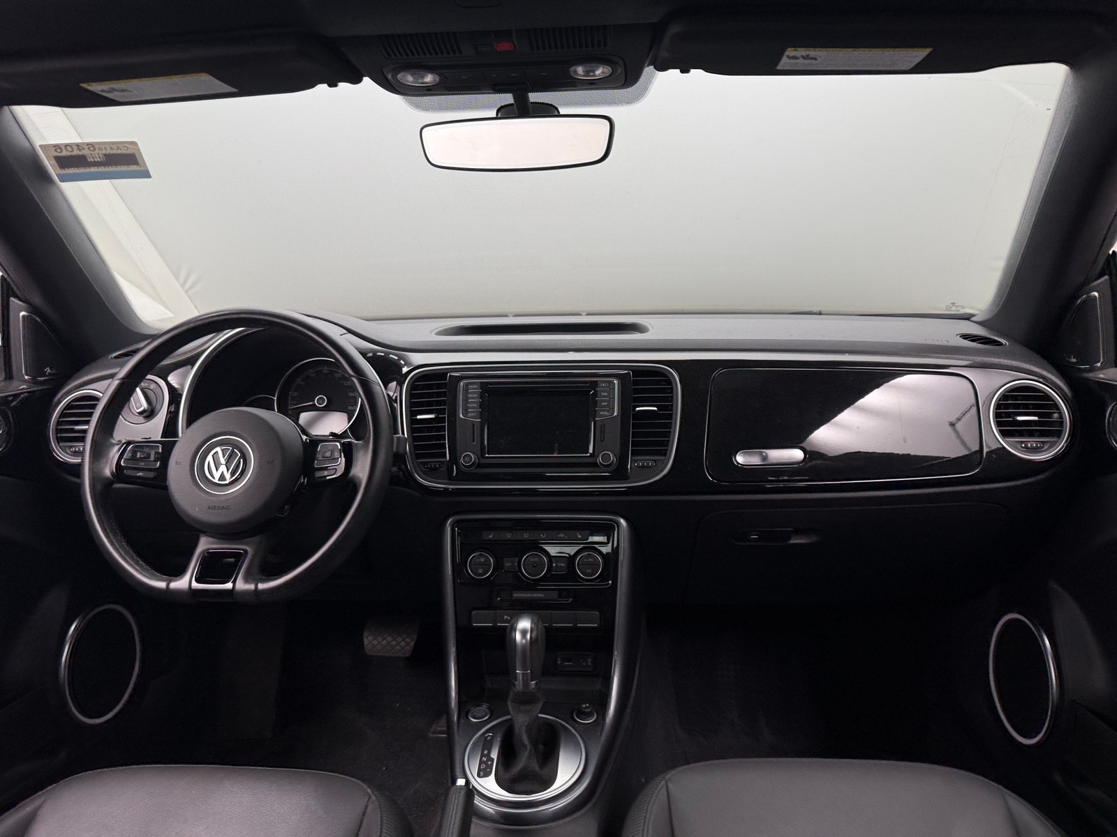 Thumbnail: 2019 Volkswagen Beetle - 2