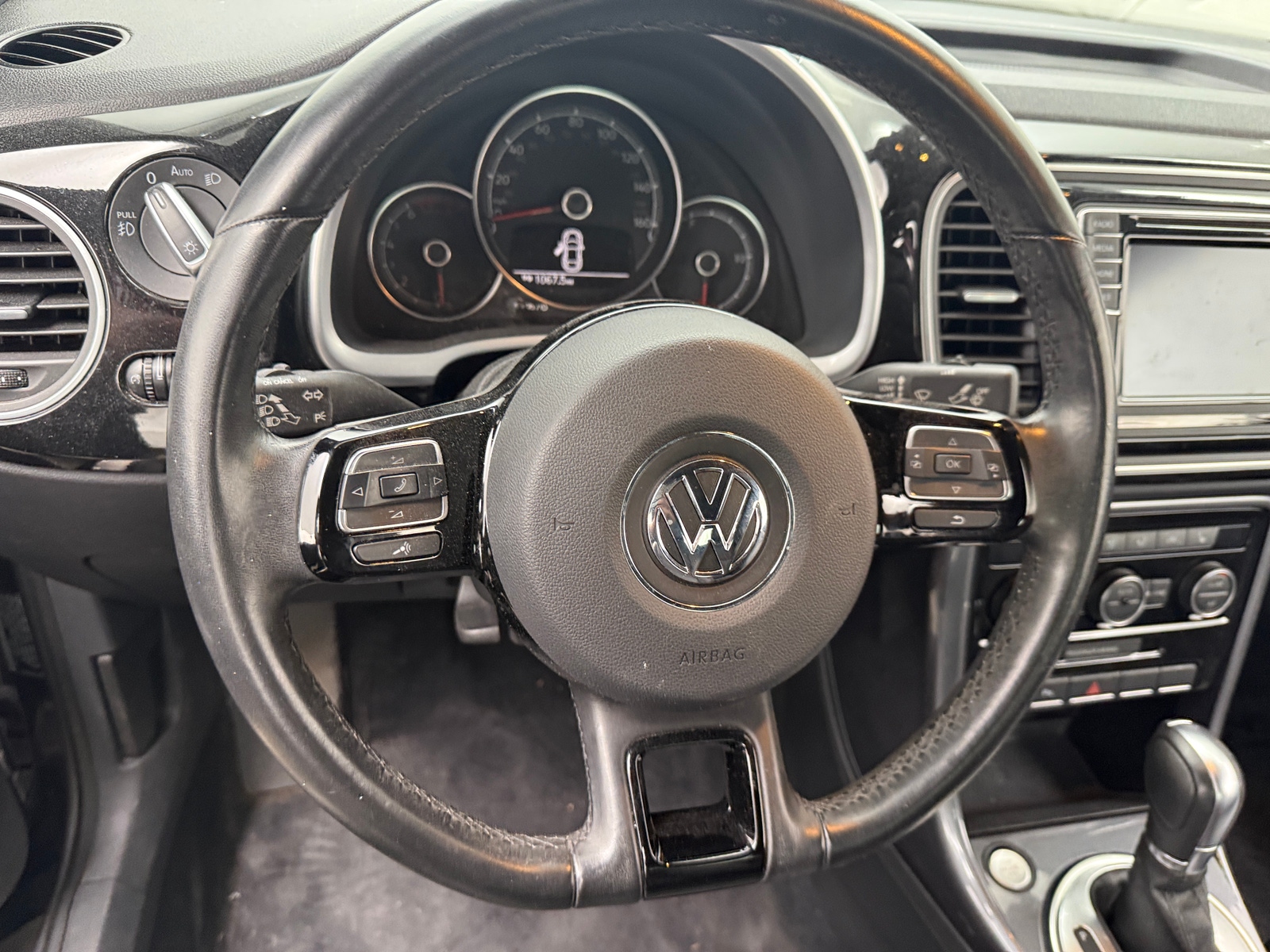 Thumbnail: 2019 Volkswagen Beetle - 4