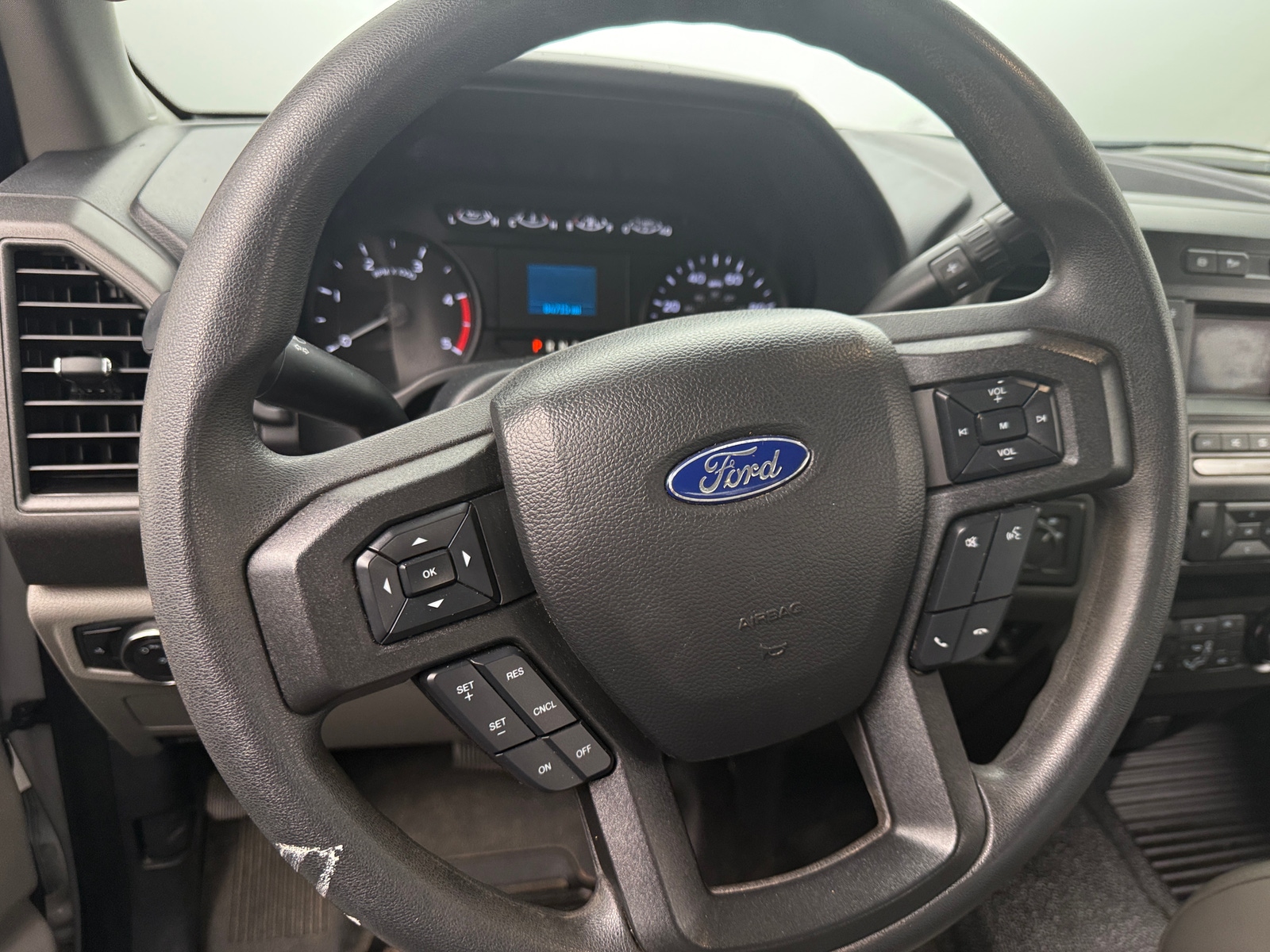 Thumbnail: 2022 Ford Econoline - 5