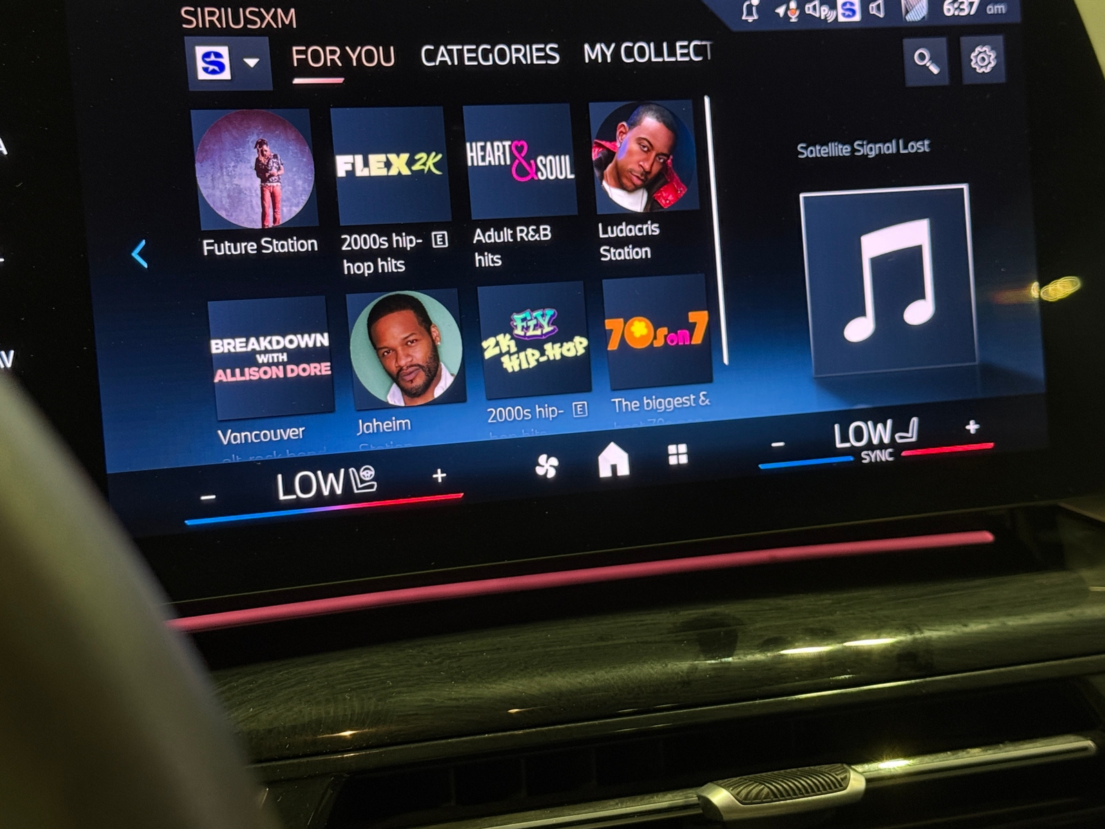 Thumbnail: 2025 BMW X1 - 3