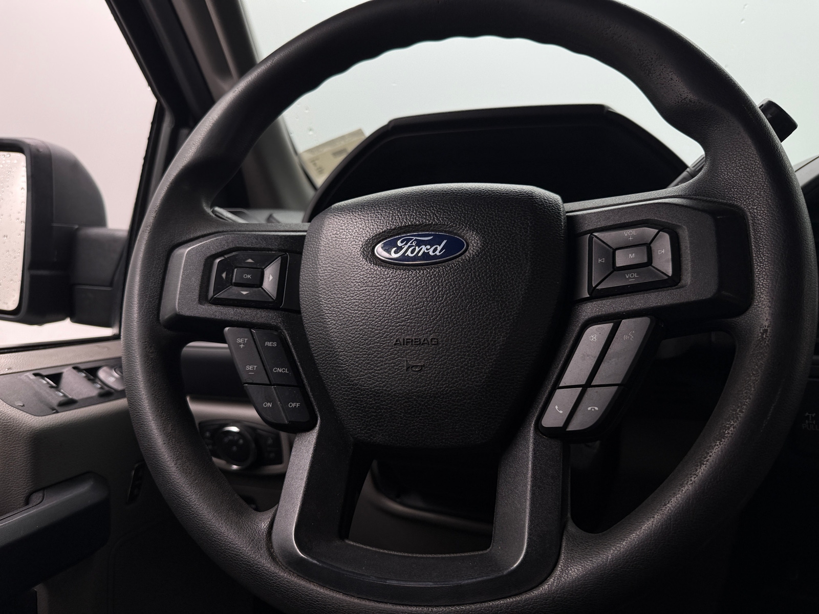 Thumbnail: 2020 Ford Econoline - 5