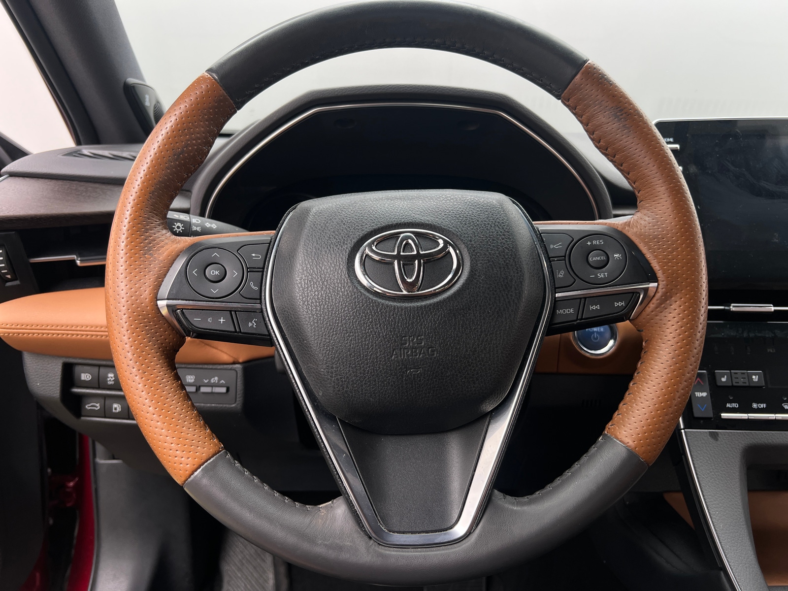 Thumbnail: 2020 Toyota Avalon - 4