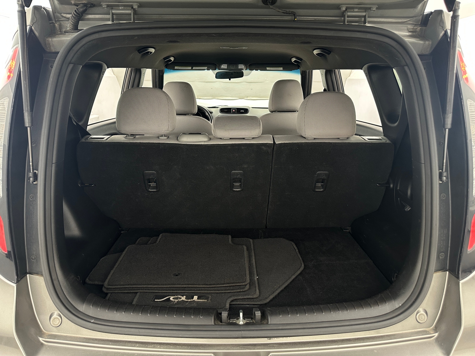 Thumbnail: 2019 Kia Soul - 7