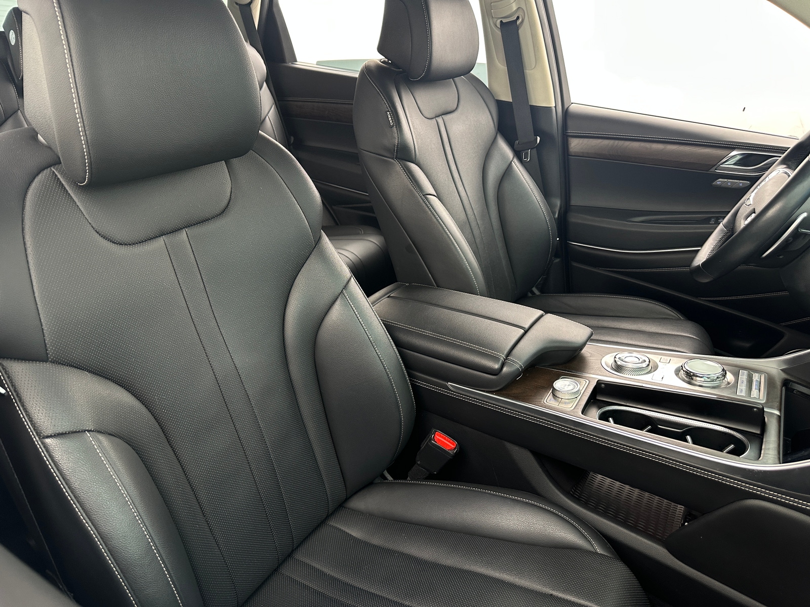 Thumbnail: 2023 Genesis GV80 - 2