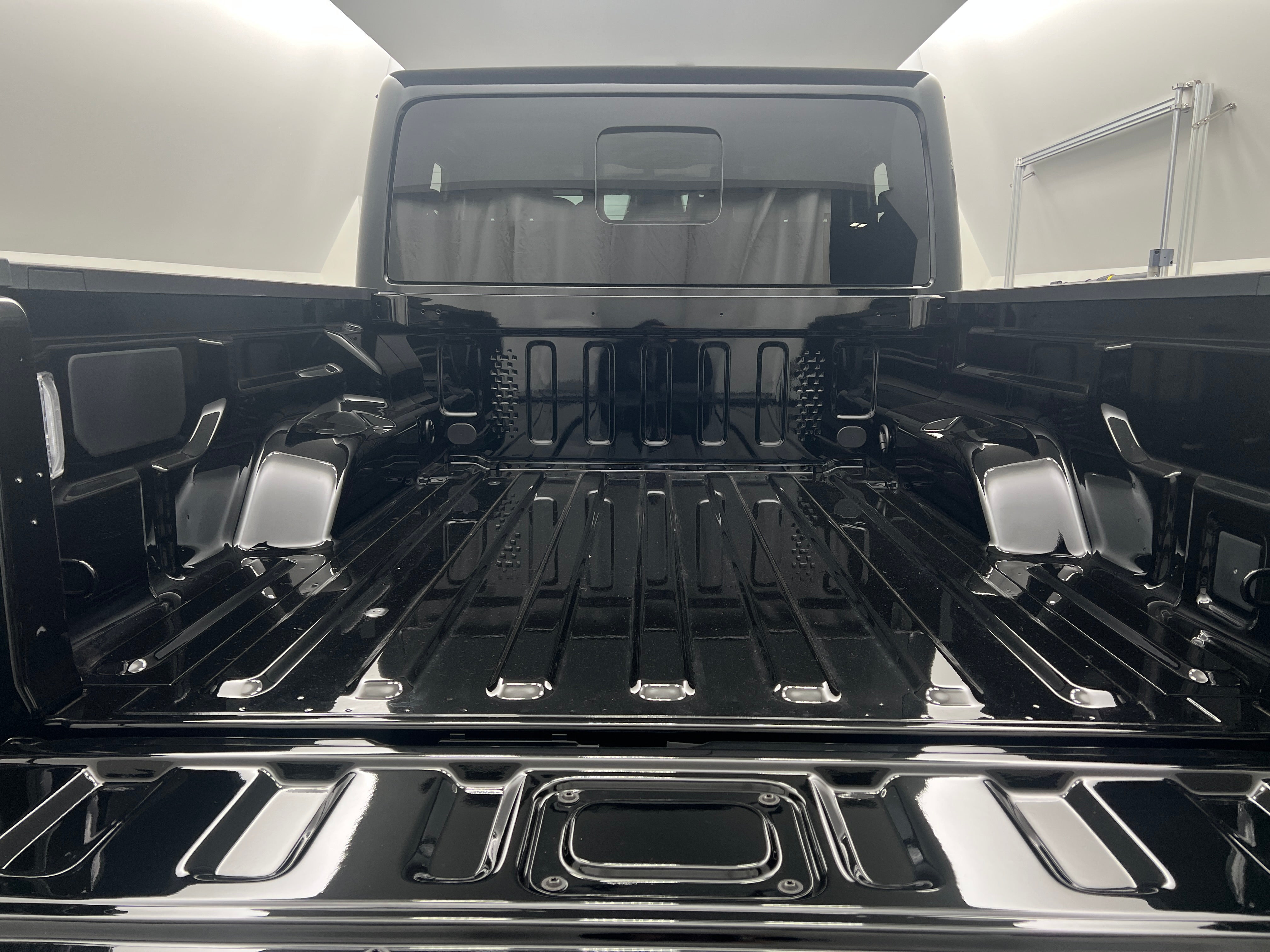 2026 Jeep Gladiator Mojave X Auto's photo