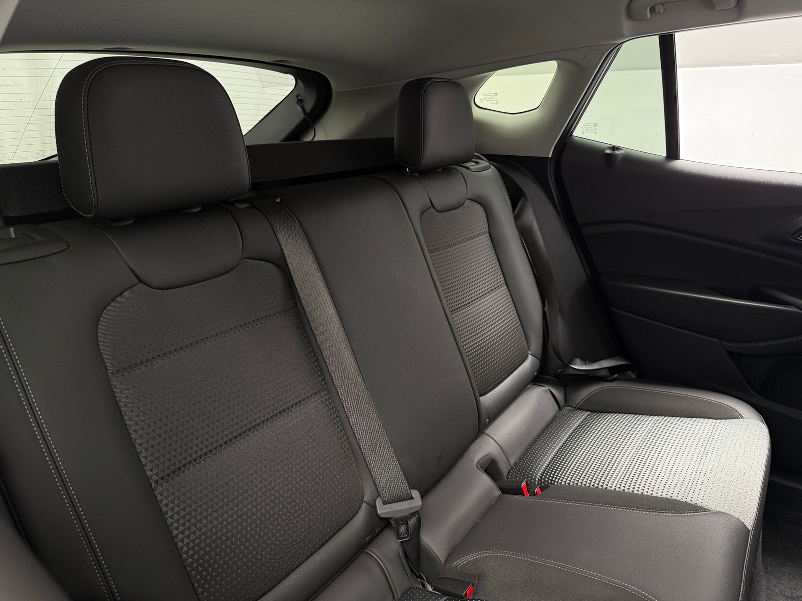 Thumbnail: 2025 Chevrolet Trax - 6