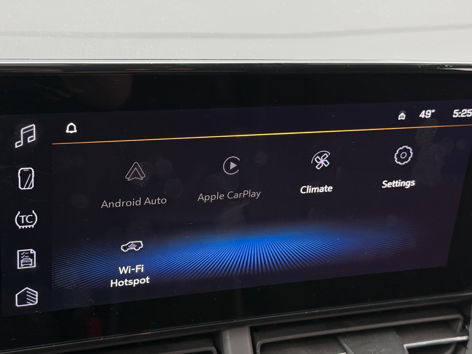 Thumbnail: 2025 Chevrolet Trax - 4