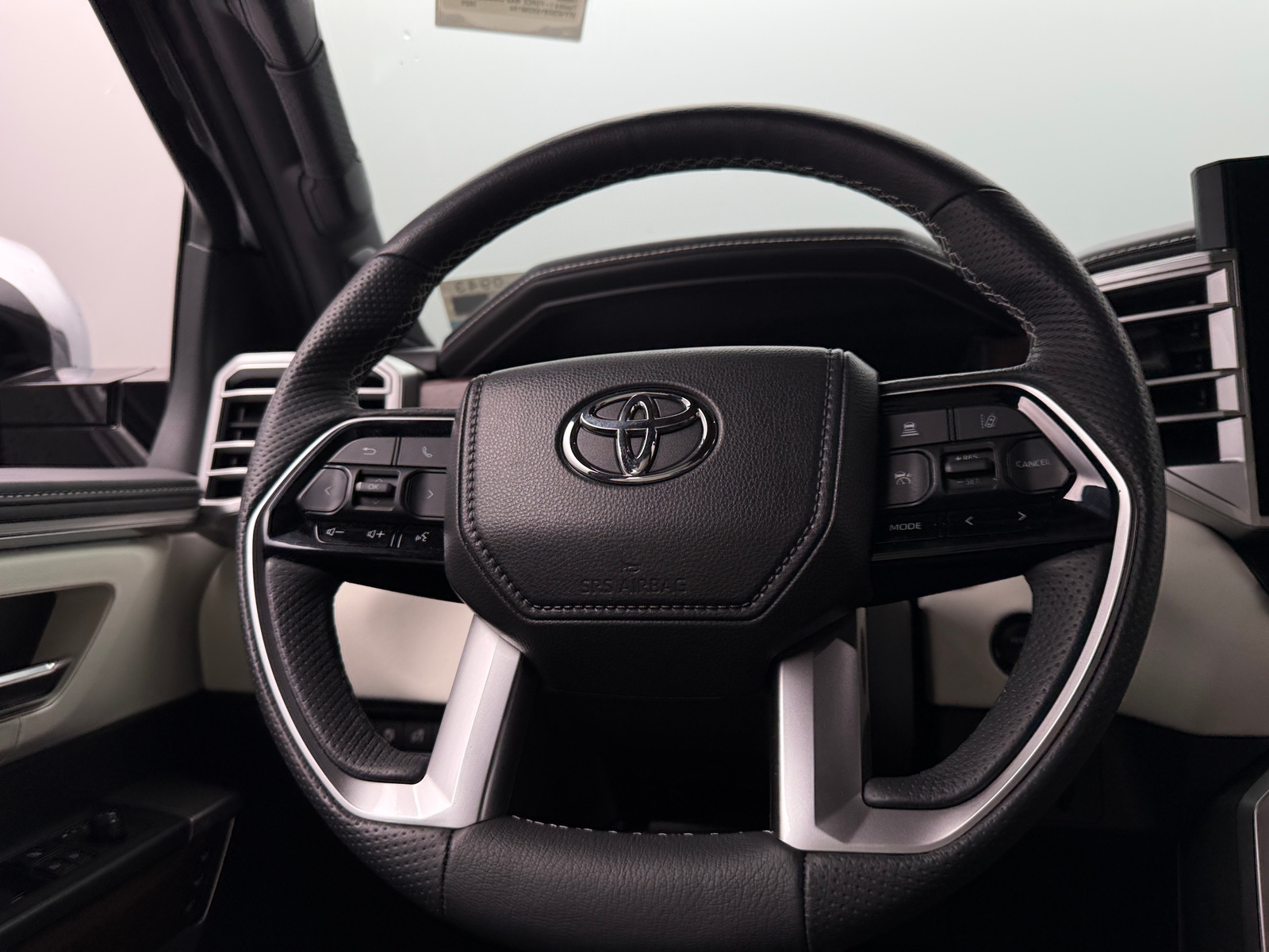 Thumbnail: 2025 Toyota Tundra - 4