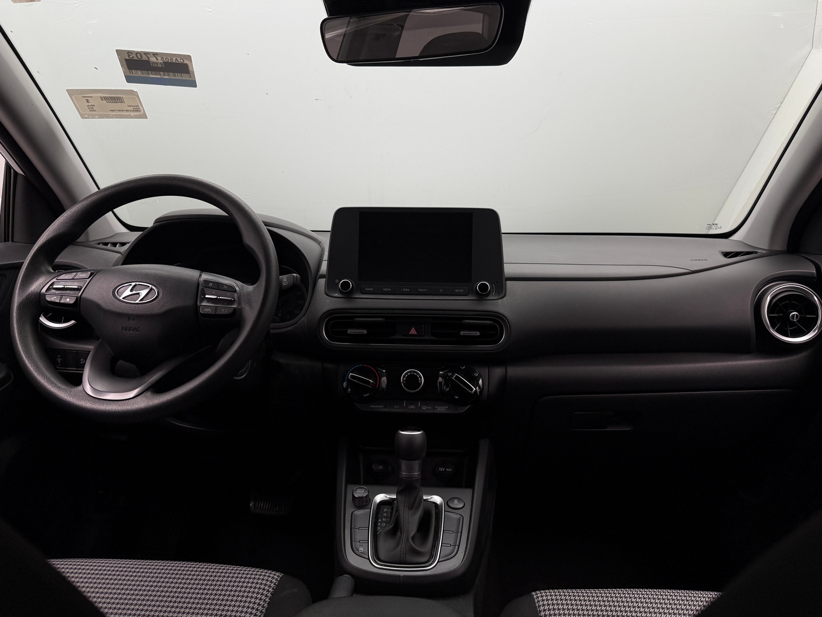 Thumbnail: 2022 Hyundai Kona - 3