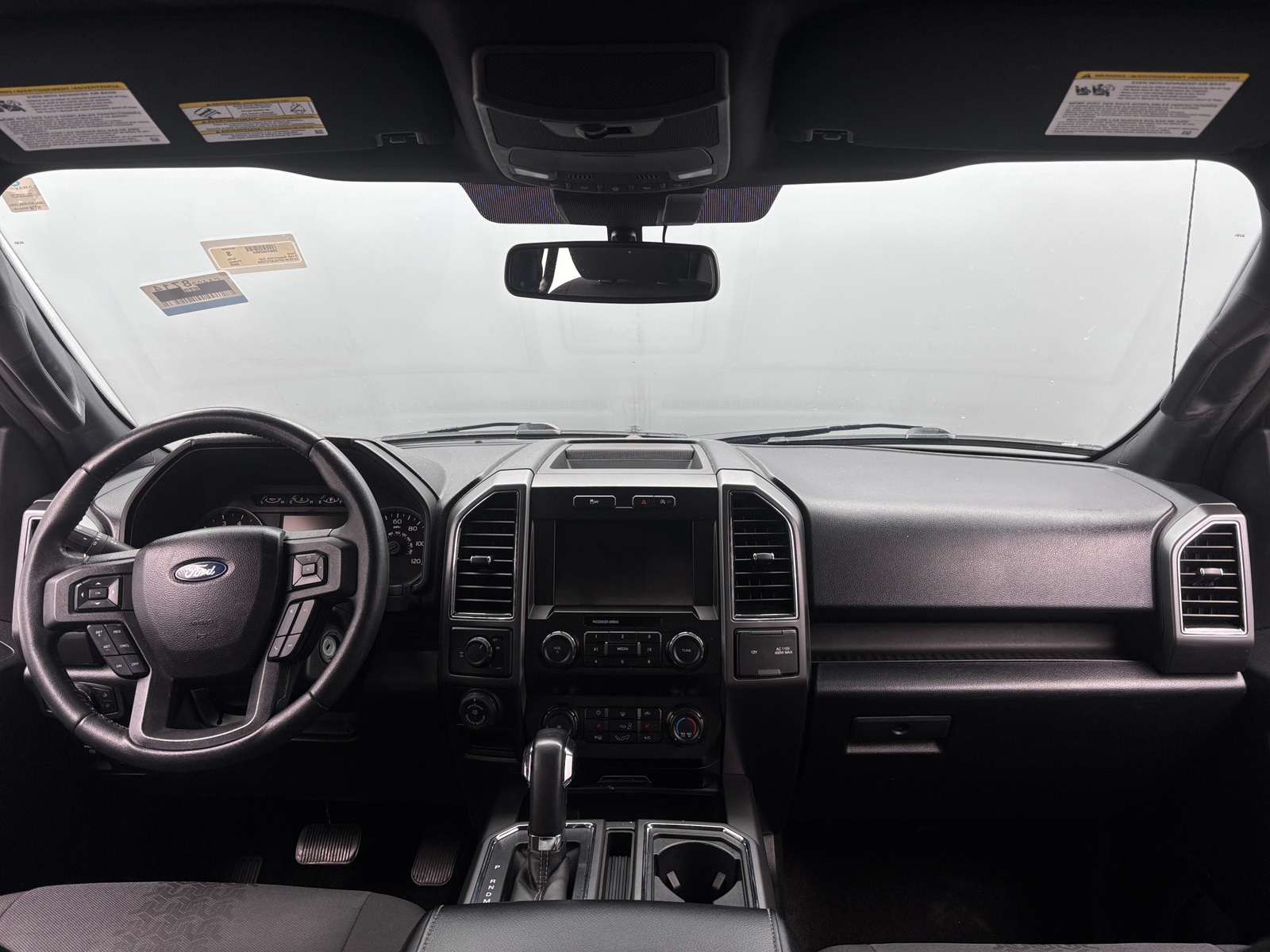 Thumbnail: 2020 Ford Econoline - 3