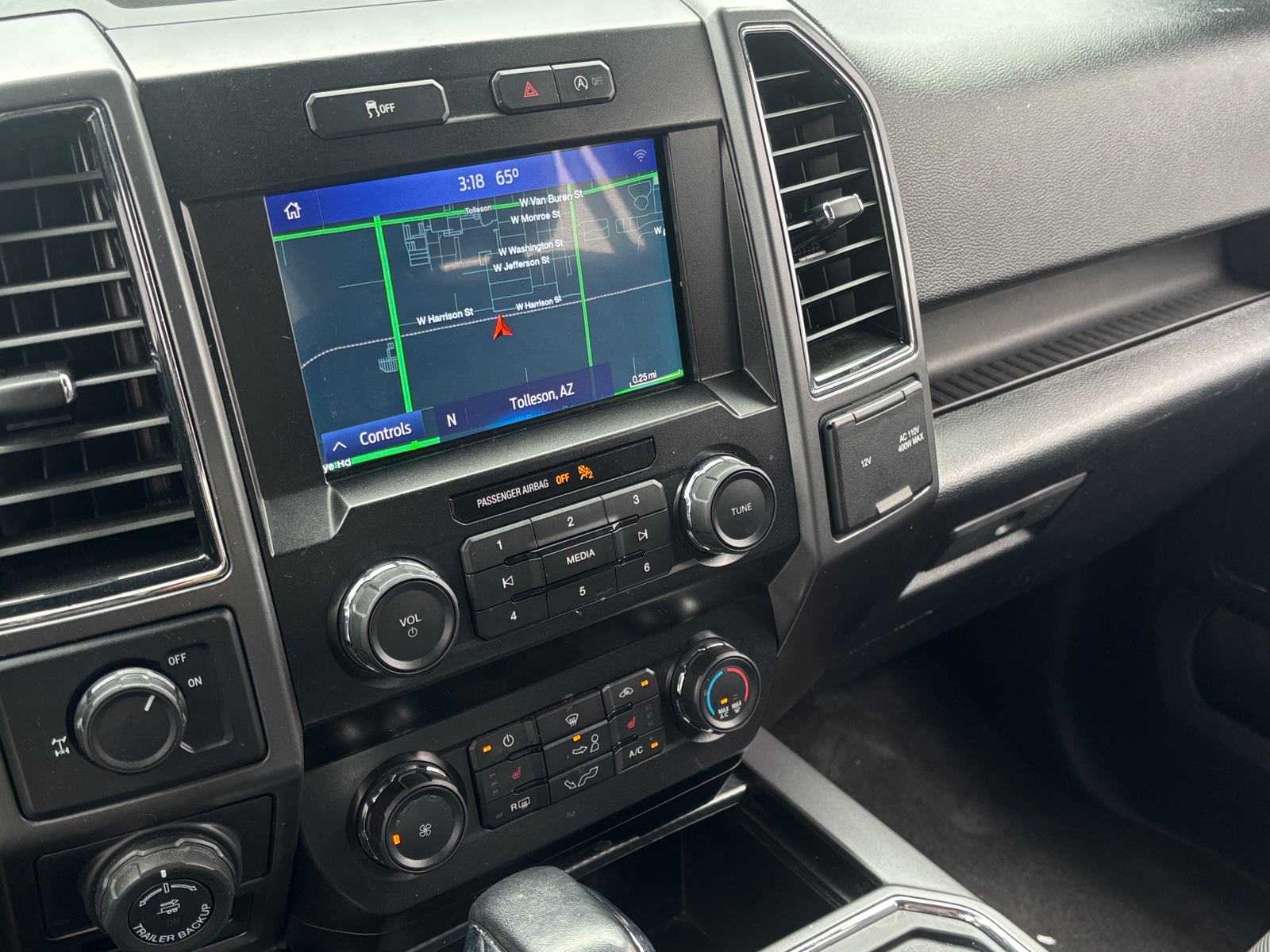 Thumbnail: 2020 Ford Econoline - 4