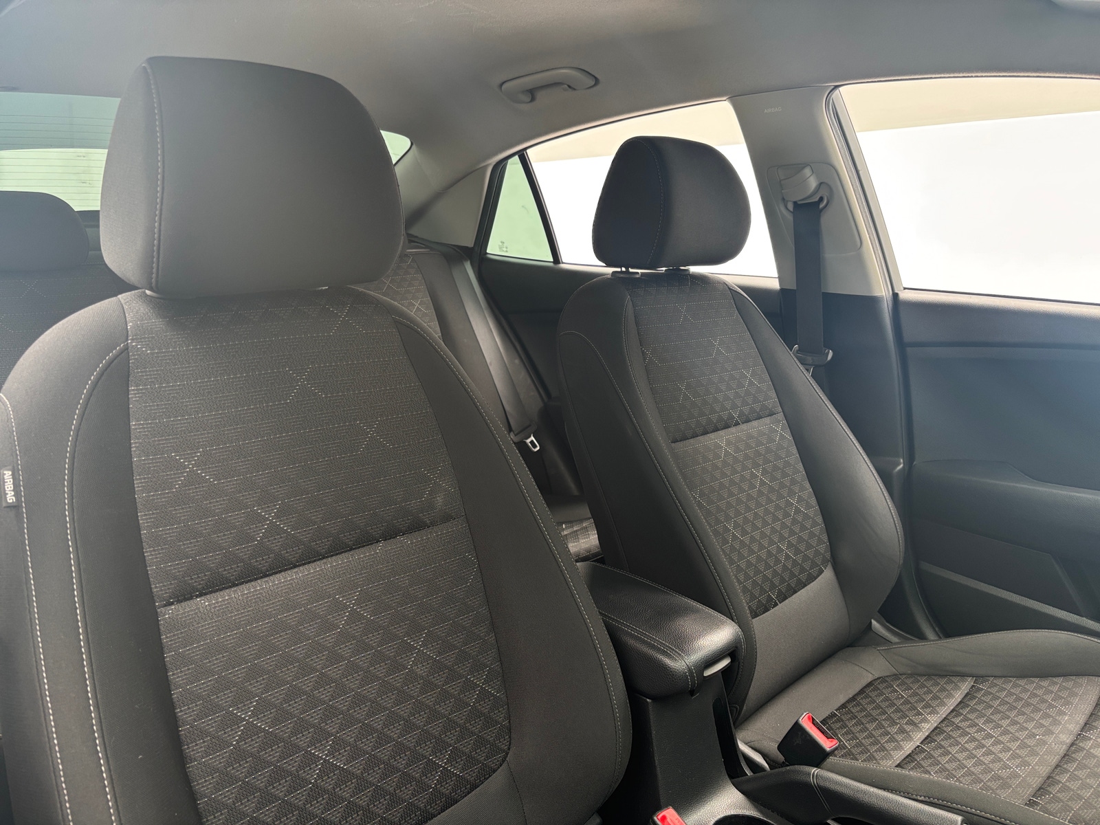 Thumbnail: 2021 Kia Rio - 2