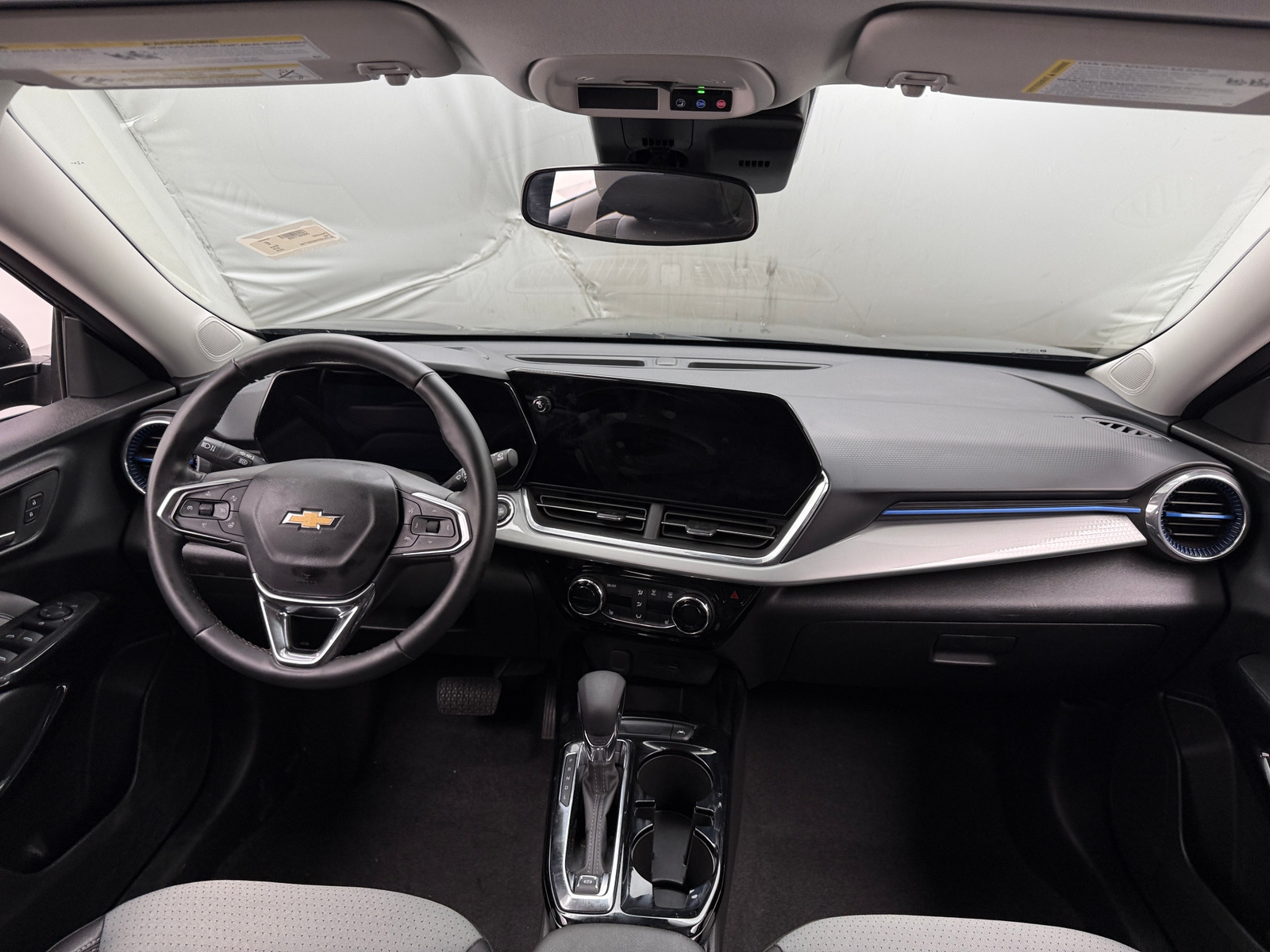 Thumbnail: 2025 Chevrolet Trax - 3