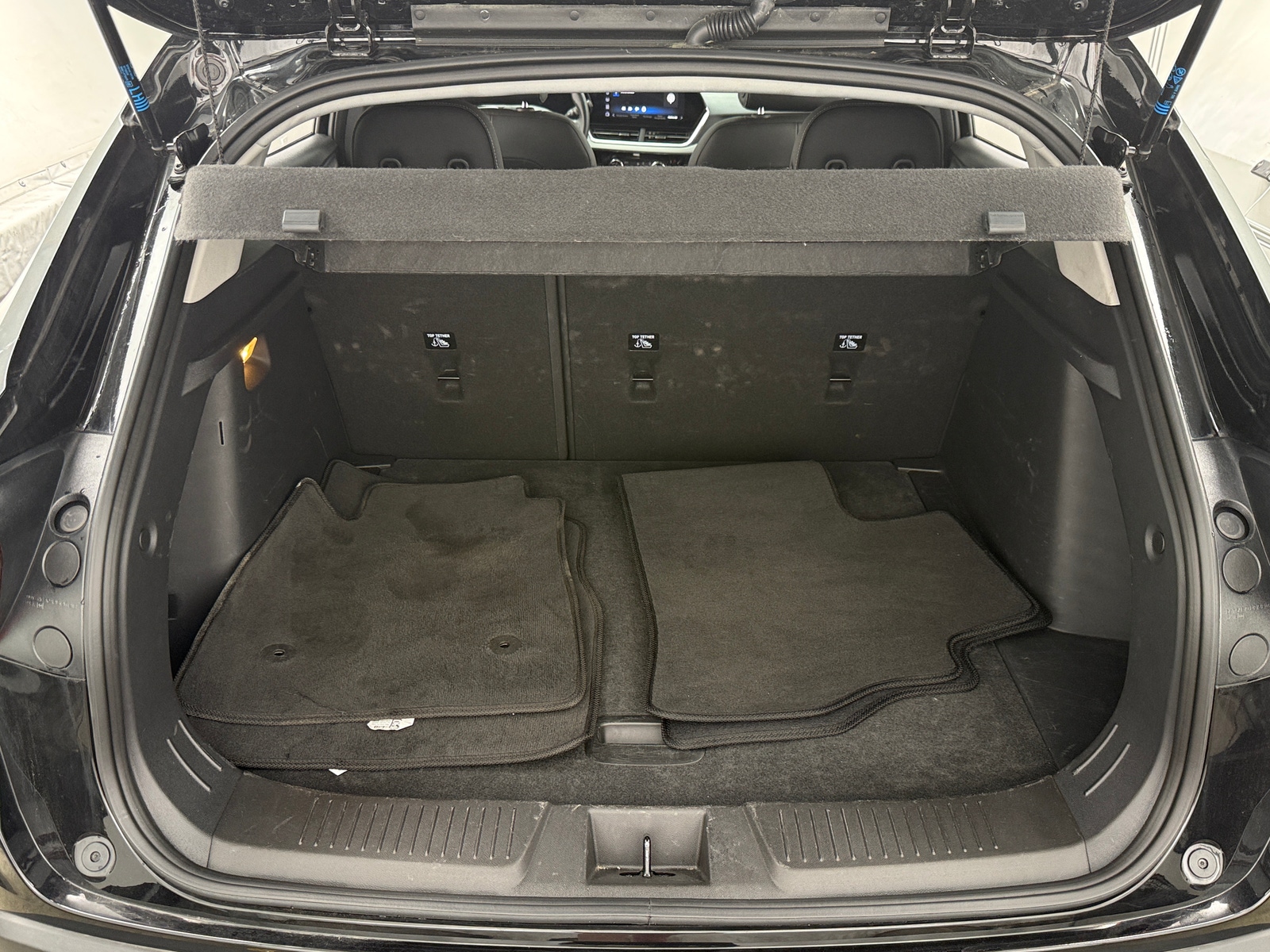 Thumbnail: 2025 Chevrolet Trax - 7