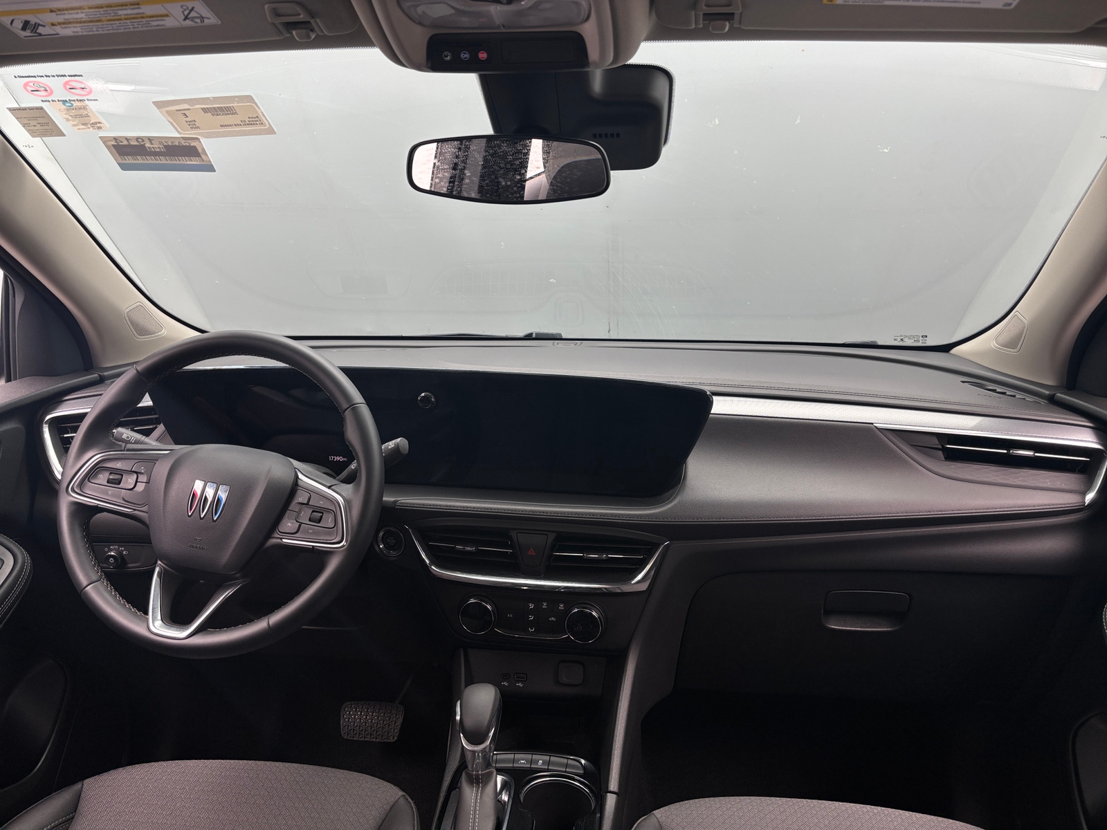 Thumbnail: 2025 Buick Encore GX - 3