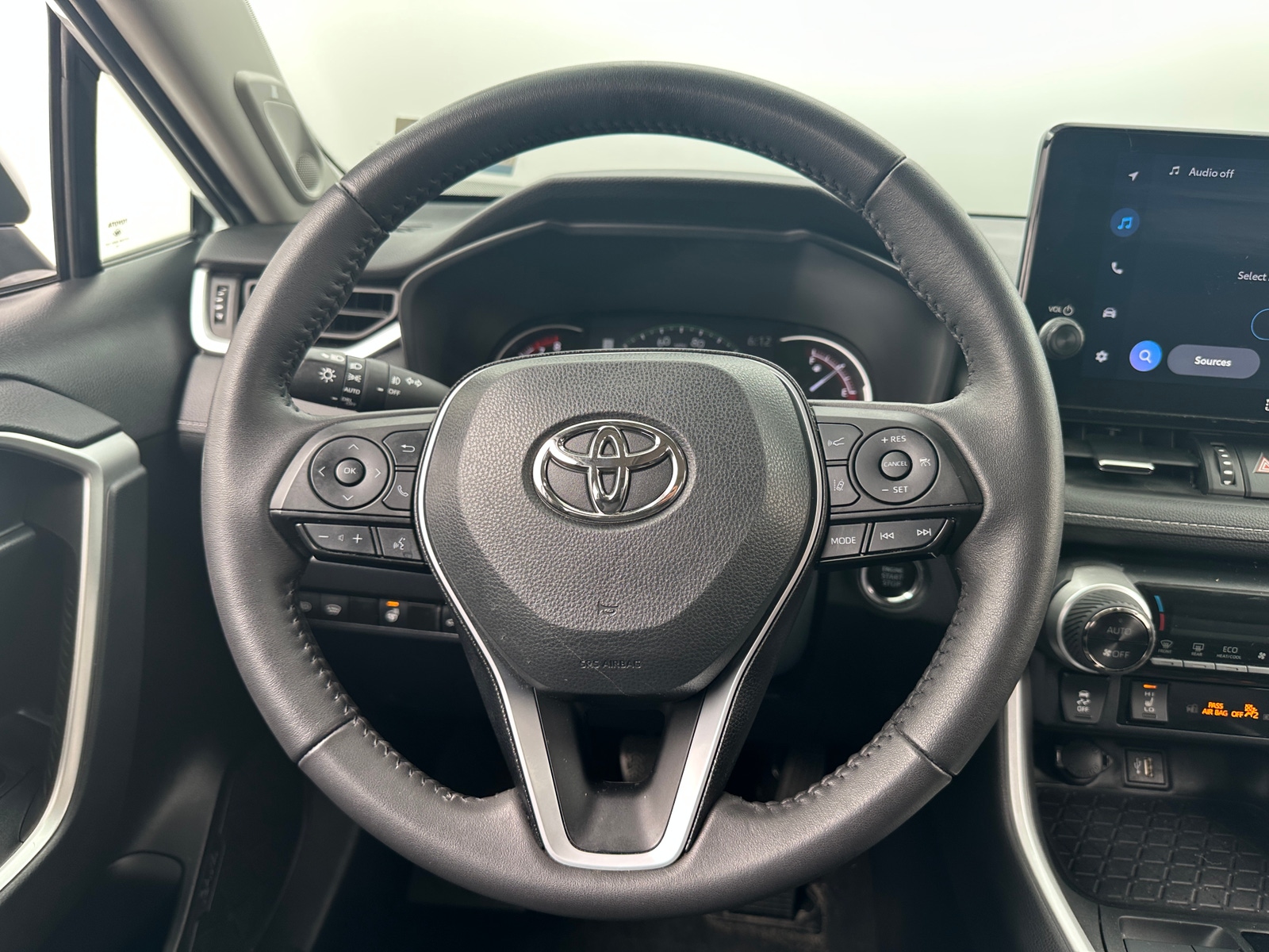 Thumbnail: 2023 Toyota RAV4 - 5