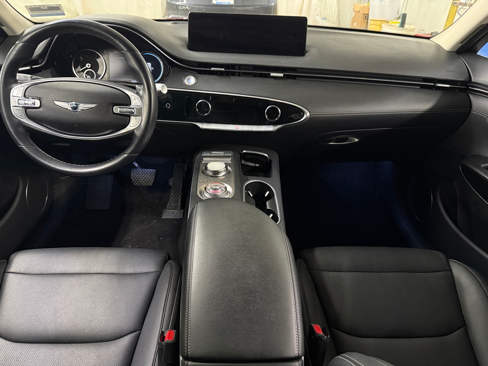 Thumbnail: 2022 Genesis GV70 - 2